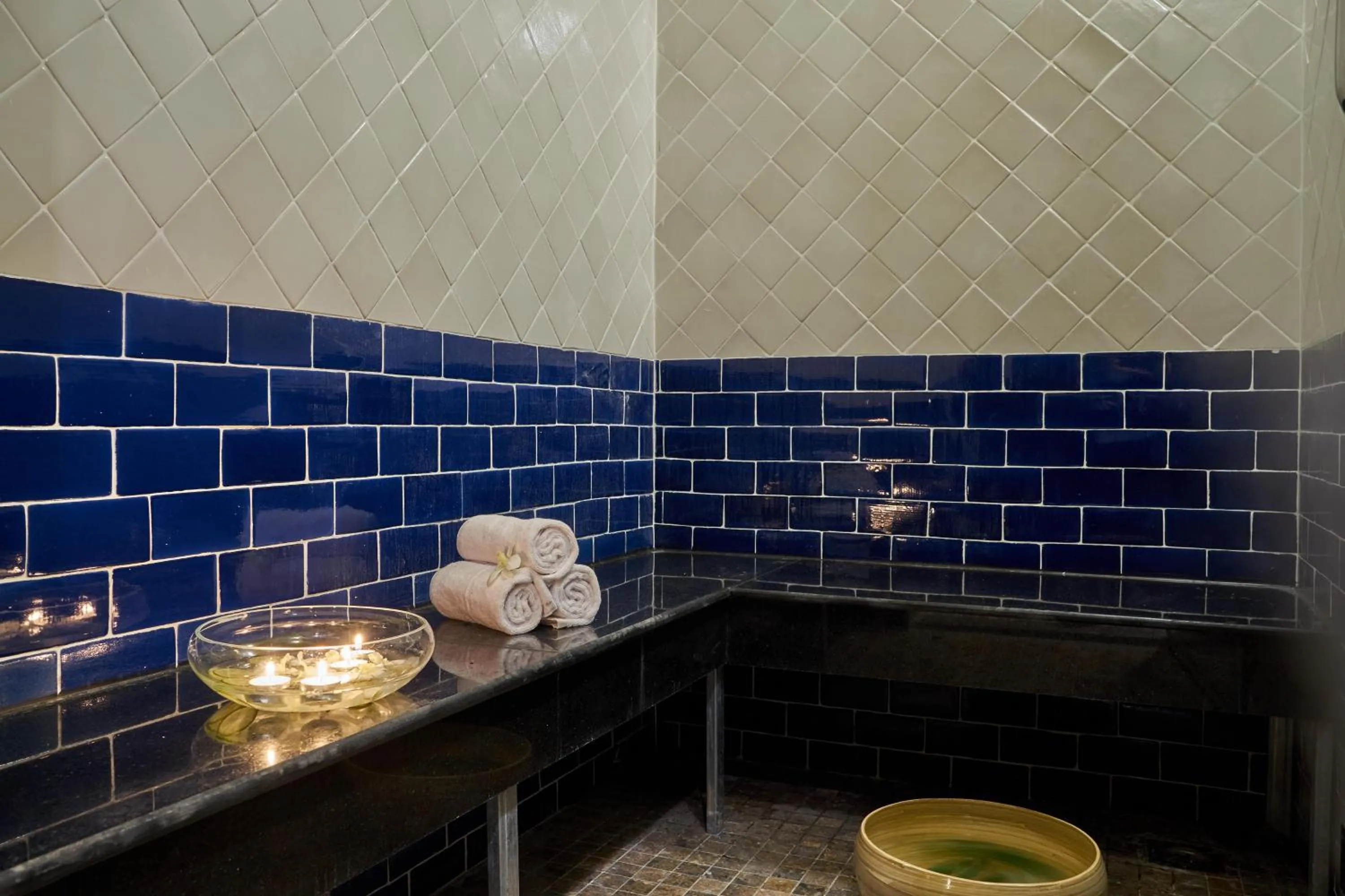 Steam room in Sofiana My Khe Hotel & Spa - Rooftop Pool Bar - Free Craft Beer and 20 minute Spa per Room