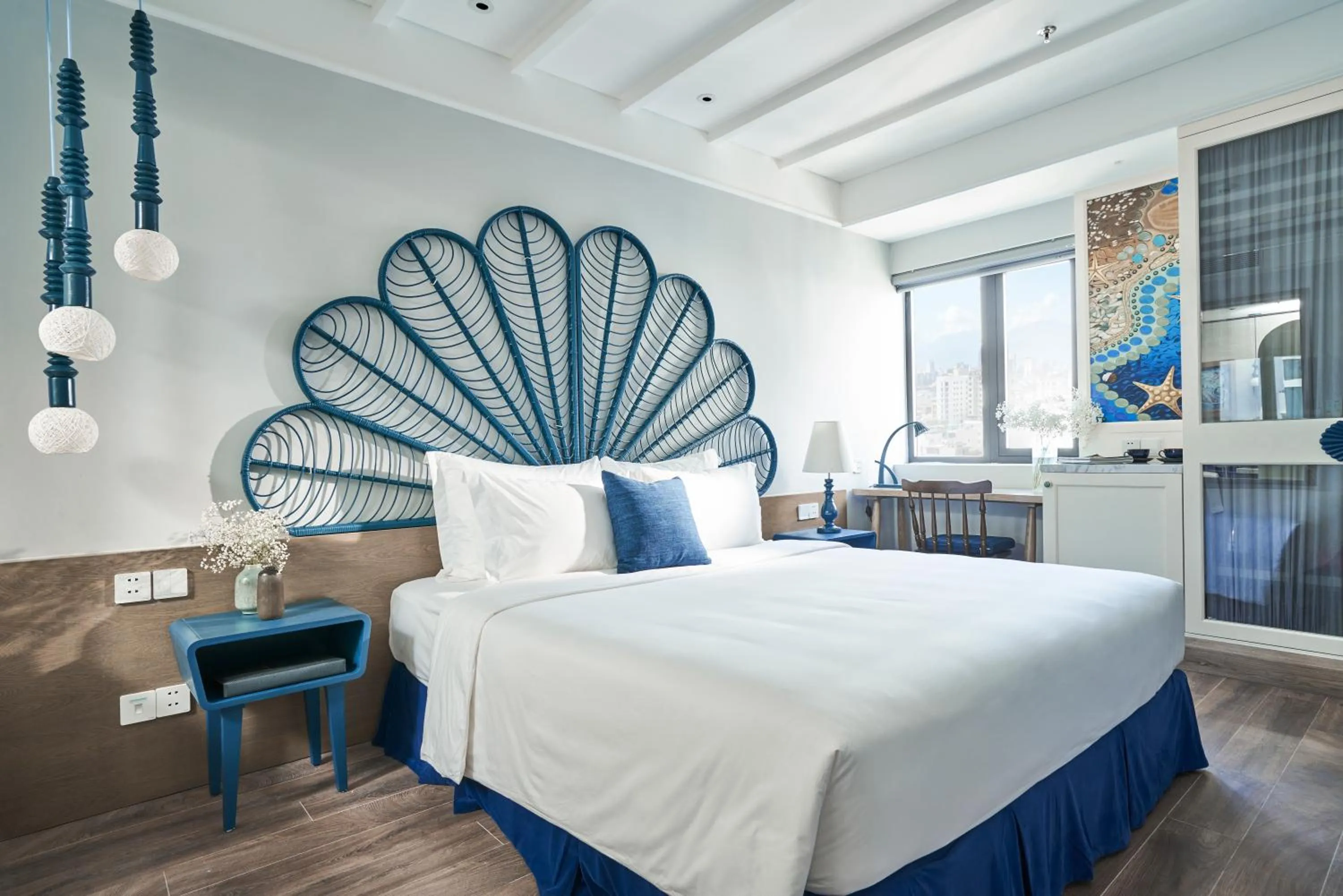 Bed in Sofiana My Khe Hotel & Spa - Rooftop Pool Bar - Free Craft Beer and 20 minute Spa per Room