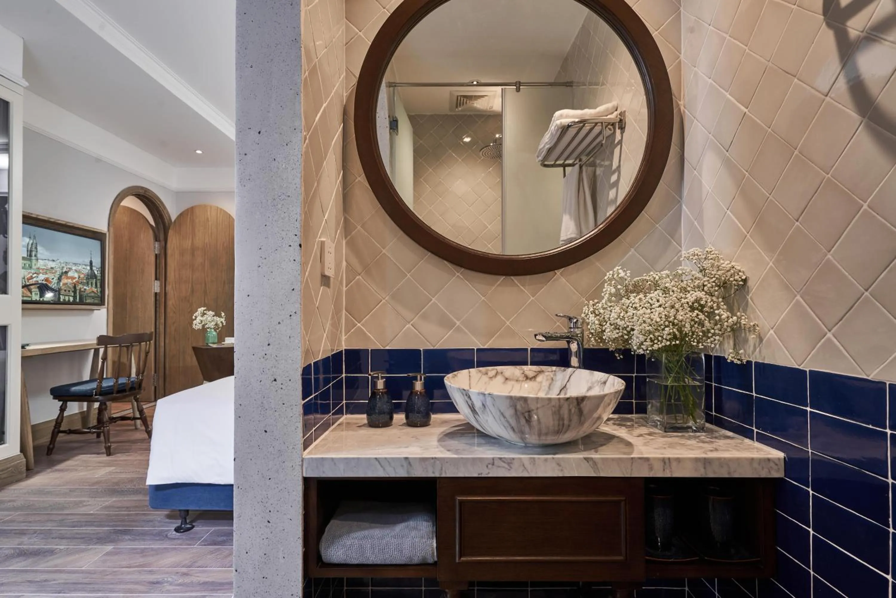 Bathroom in Sofiana My Khe Hotel & Spa - Rooftop Pool Bar - Free Craft Beer and 20 minute Spa per Room