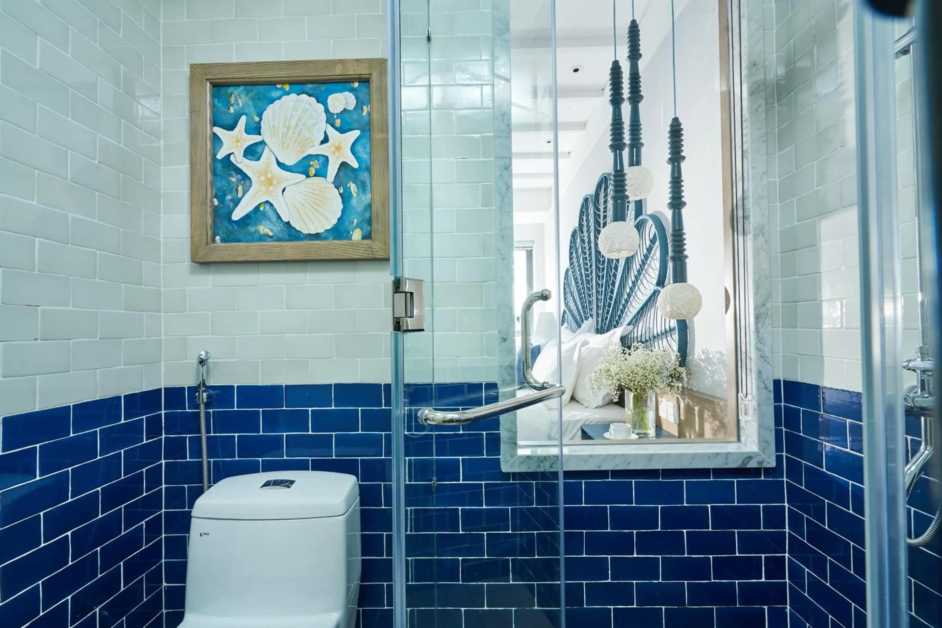 Bathroom in Sofiana My Khe Hotel & Spa - Rooftop Pool Bar - Free Craft Beer and 20 minute Spa per Room