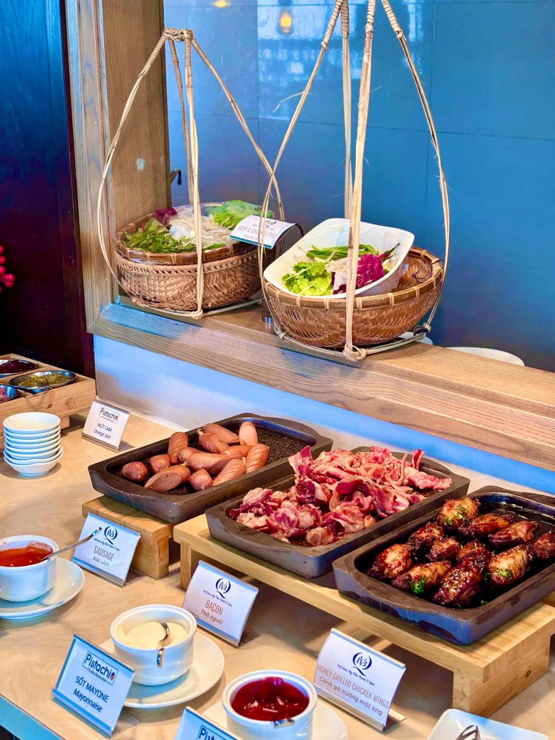 Sofiana My Khe Hotel & Spa - Rooftop Pool Bar - Free Draught Beer and 20 minute Spa per Room