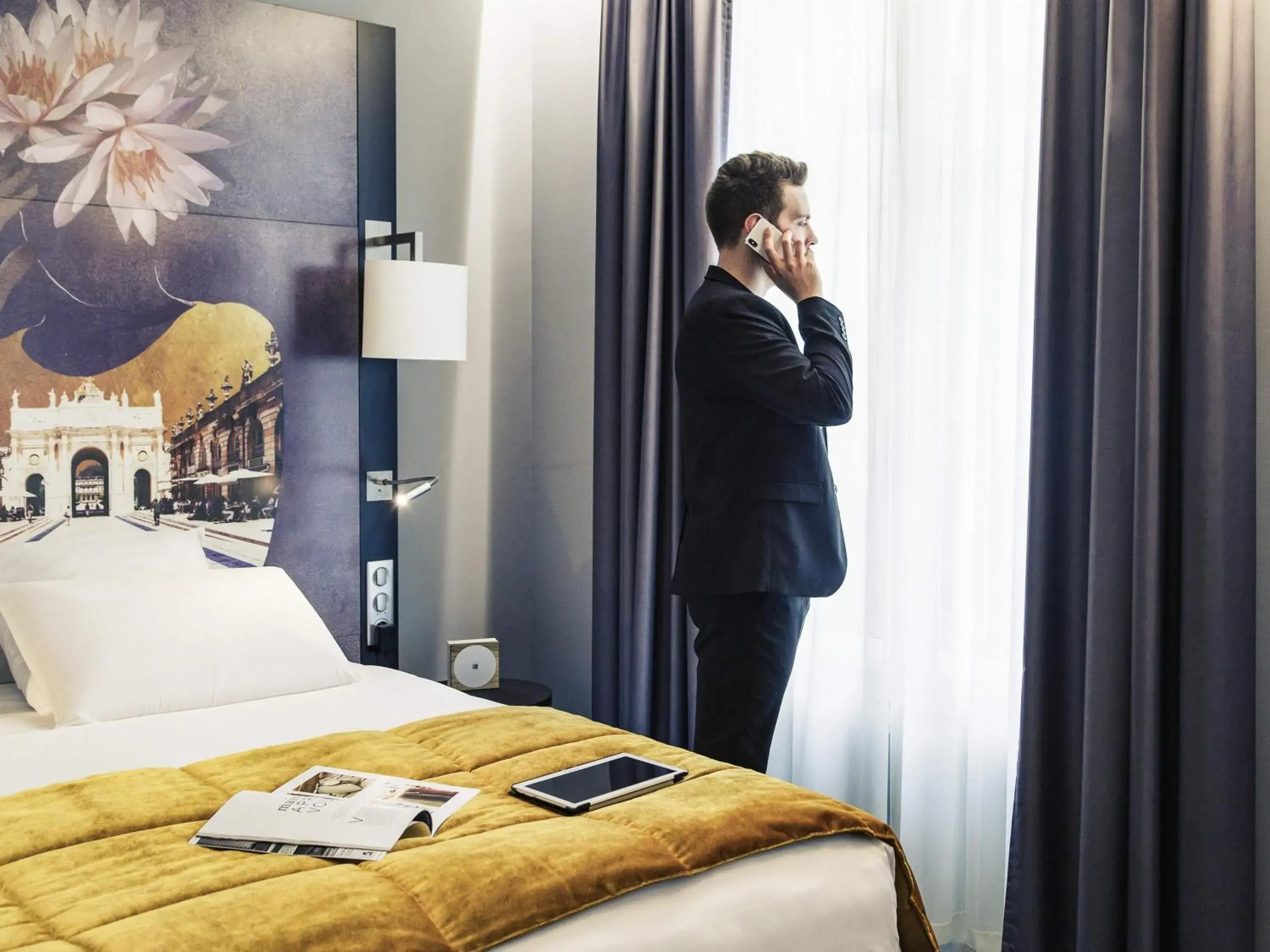 Property building, Bed in Mercure Nancy Centre Place Stanislas Property building, Bed in Mercure Nancy Centre Place Stanislas