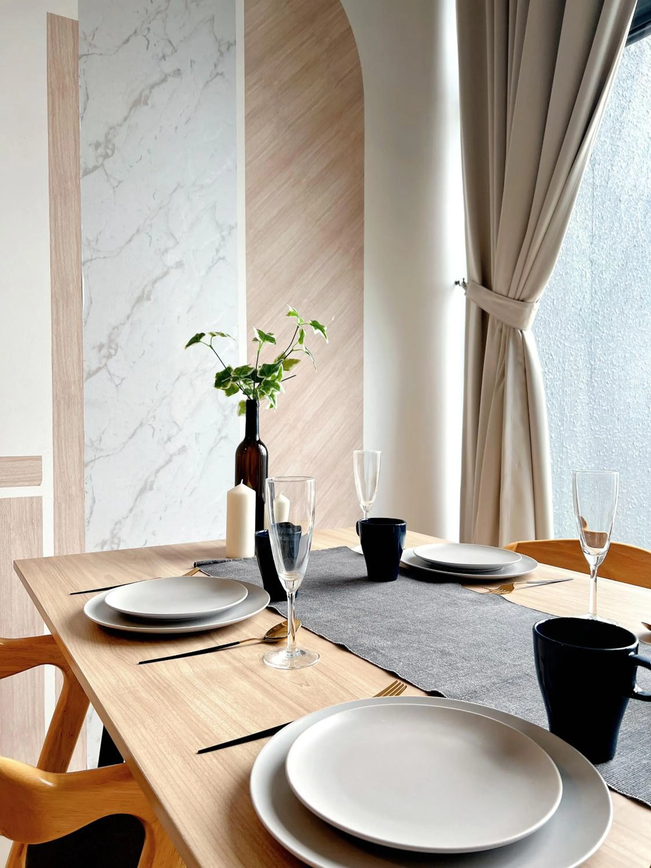 Dining area in EkoCheras Suite by MOKA