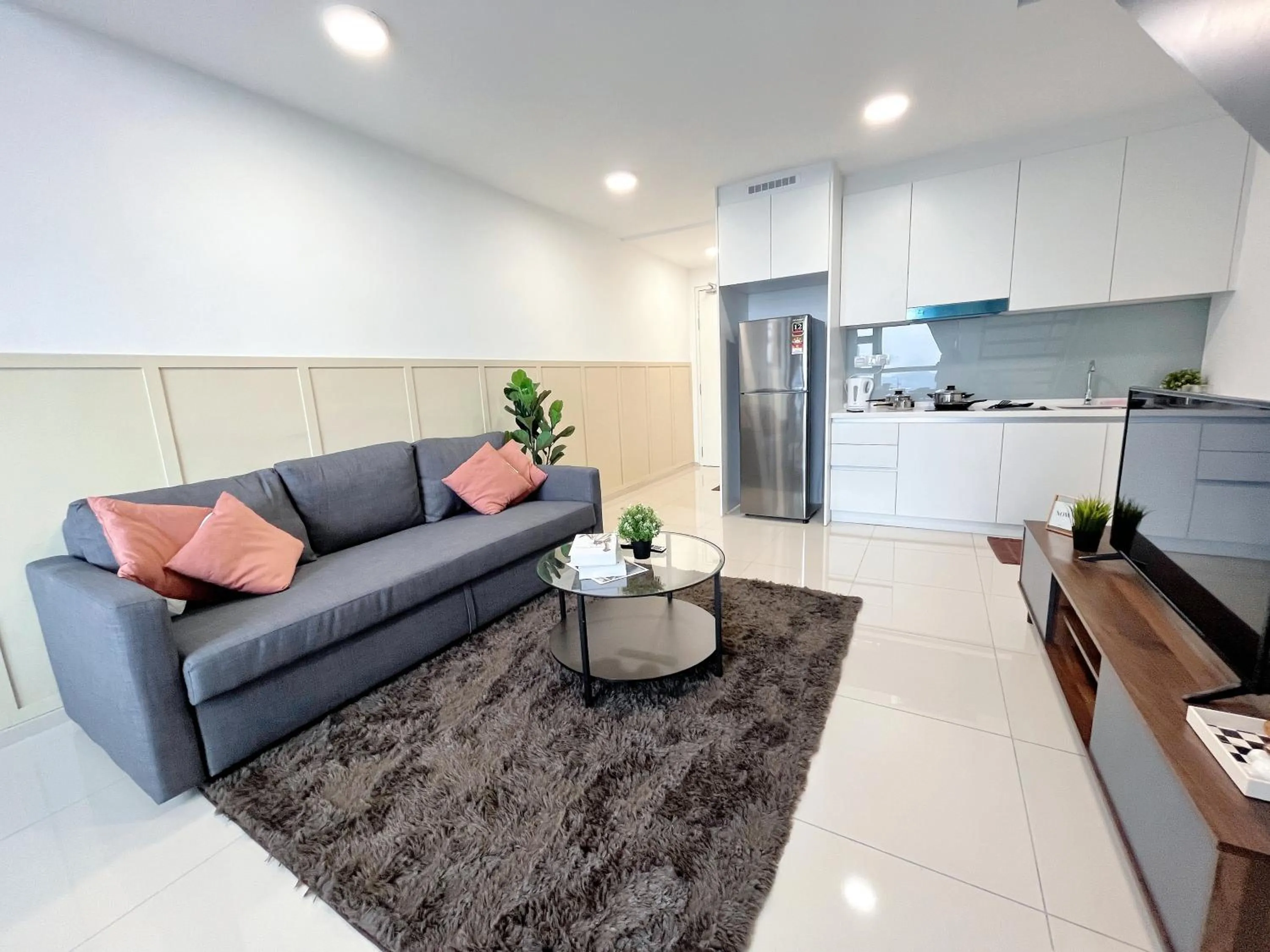 Kitchen or kitchenette in EkoCheras Suite by MOKA