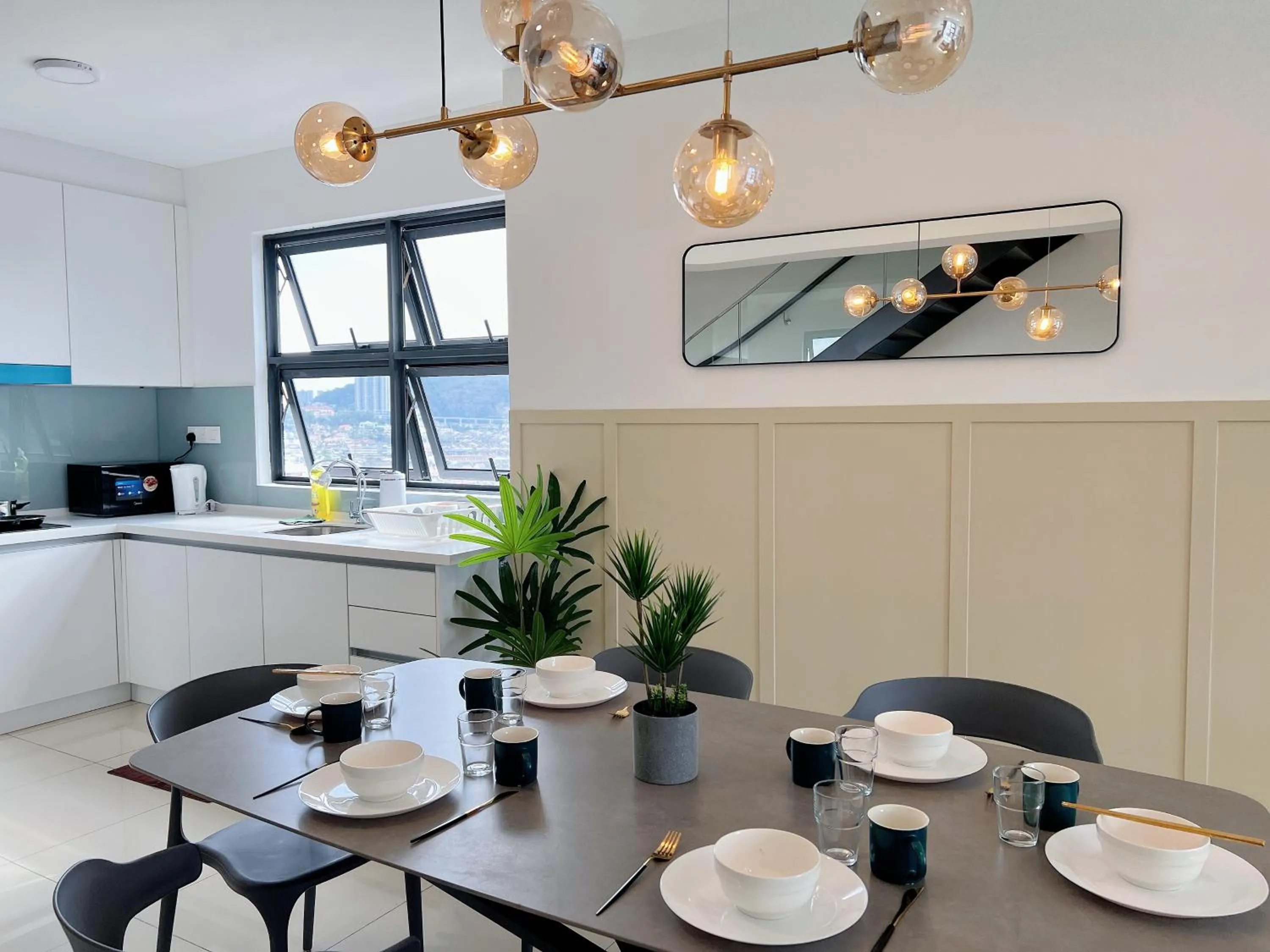 Dining area in EkoCheras Suite by MOKA