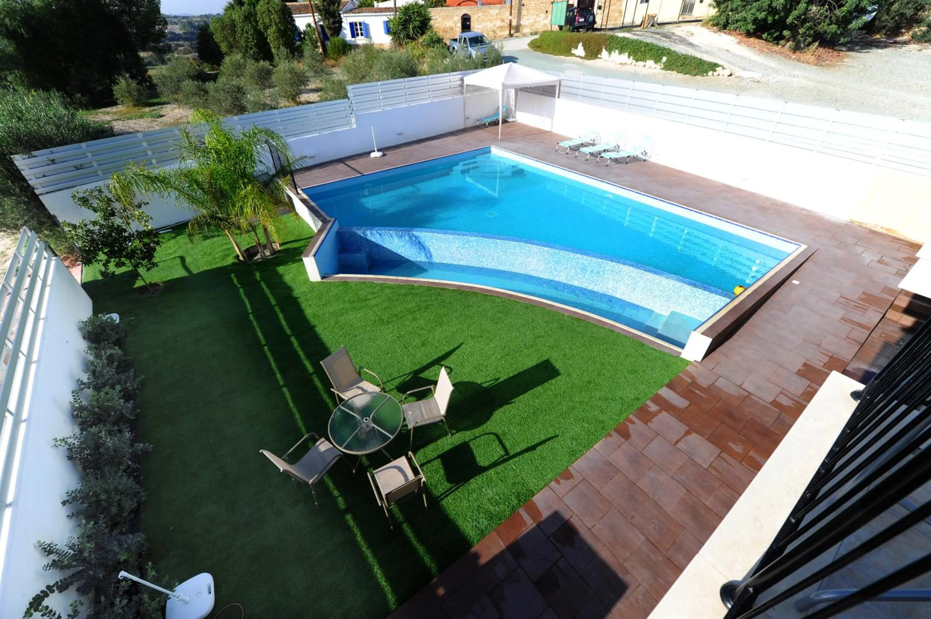 Swimming pool in Esperando