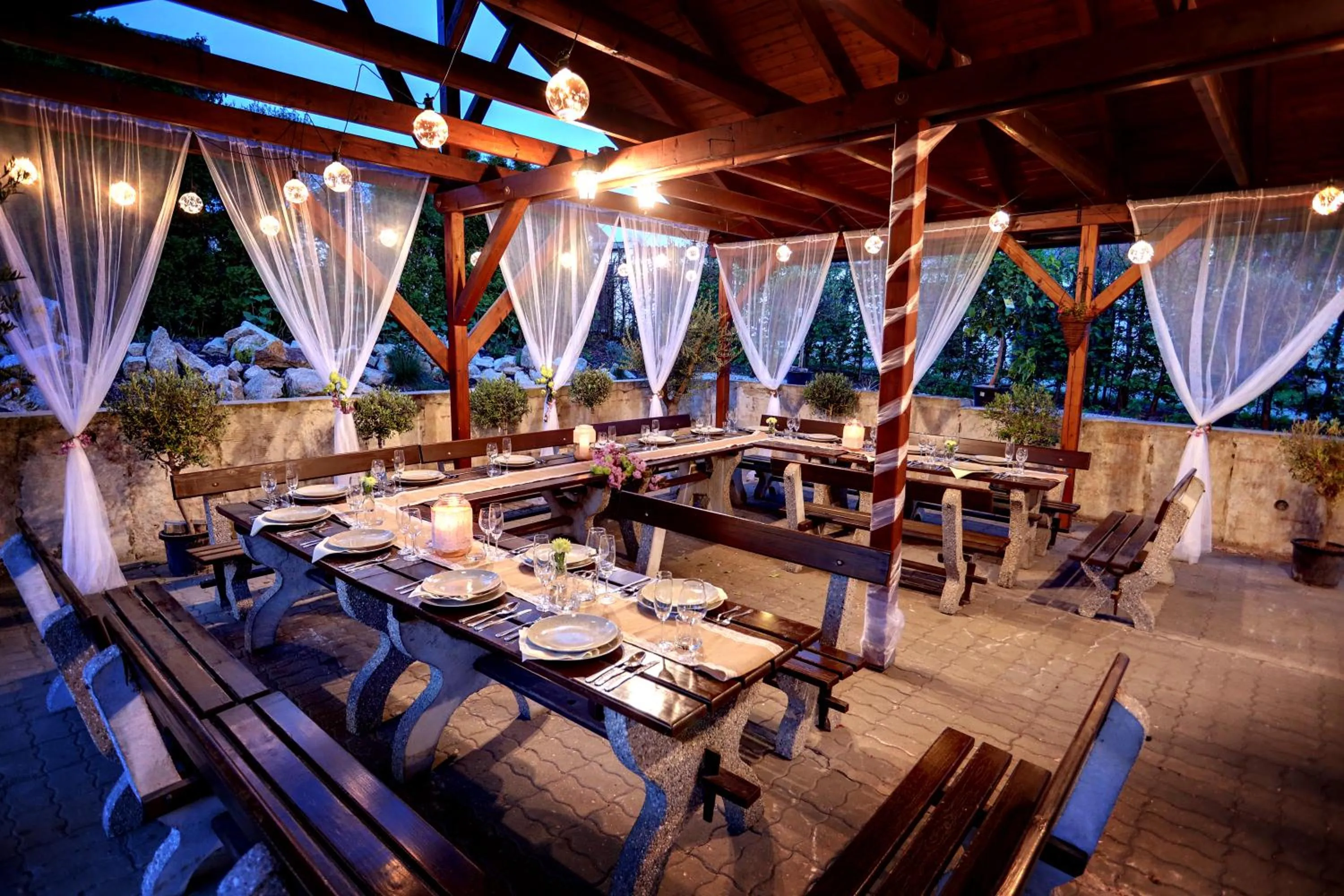 Restaurant/places to eat in hotel Nautilus