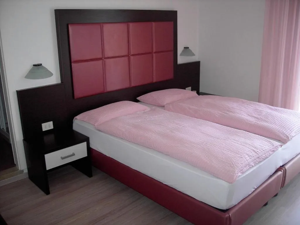 Bed in Hotel Villa Carmen