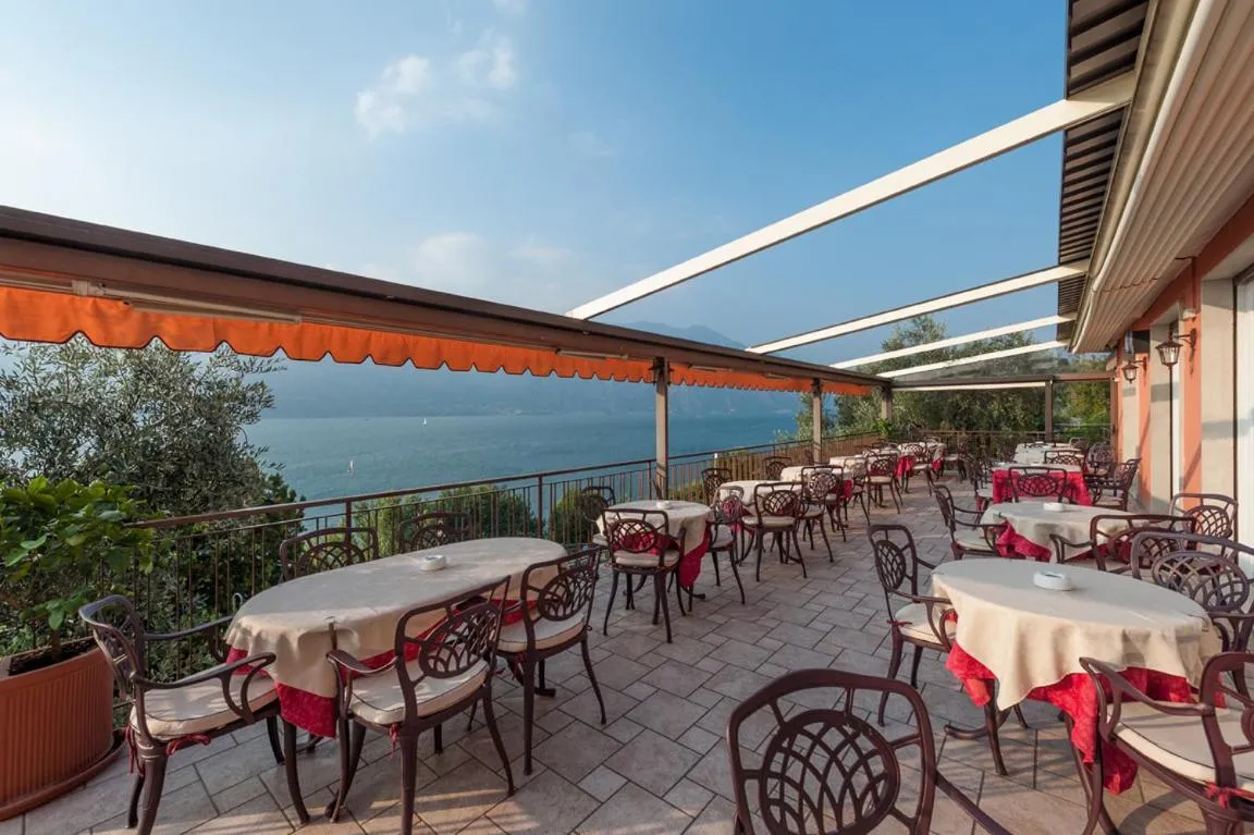 Patio in Hotel Villa Carmen