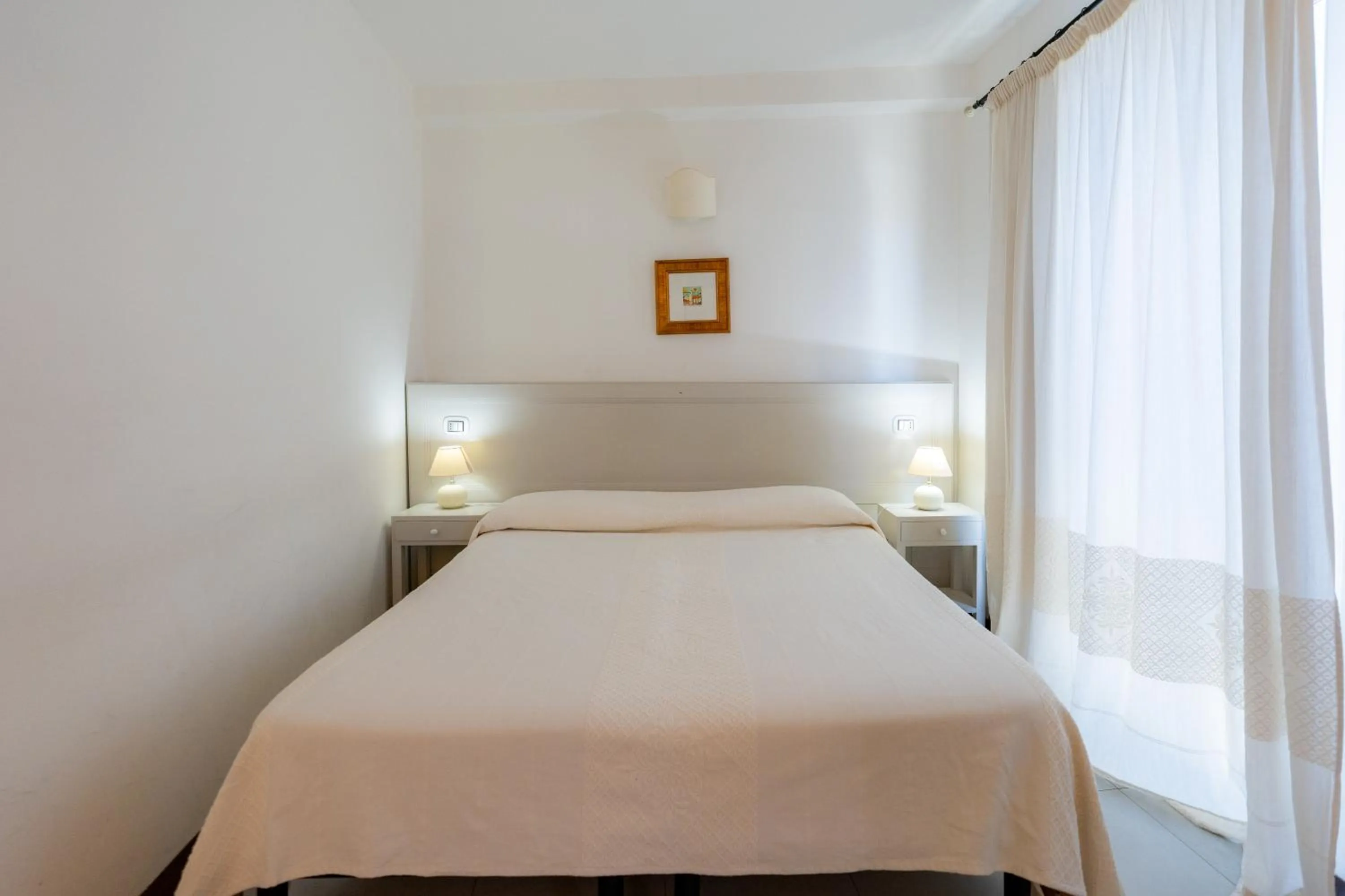 Bed in Albergo Residenziale La Corte