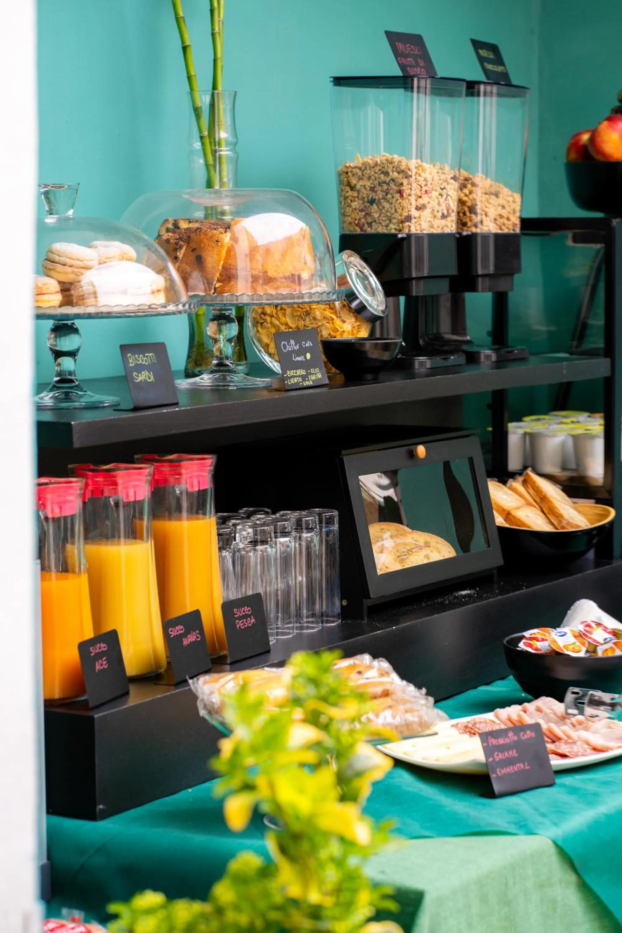 Breakfast in Albergo Residenziale La Corte