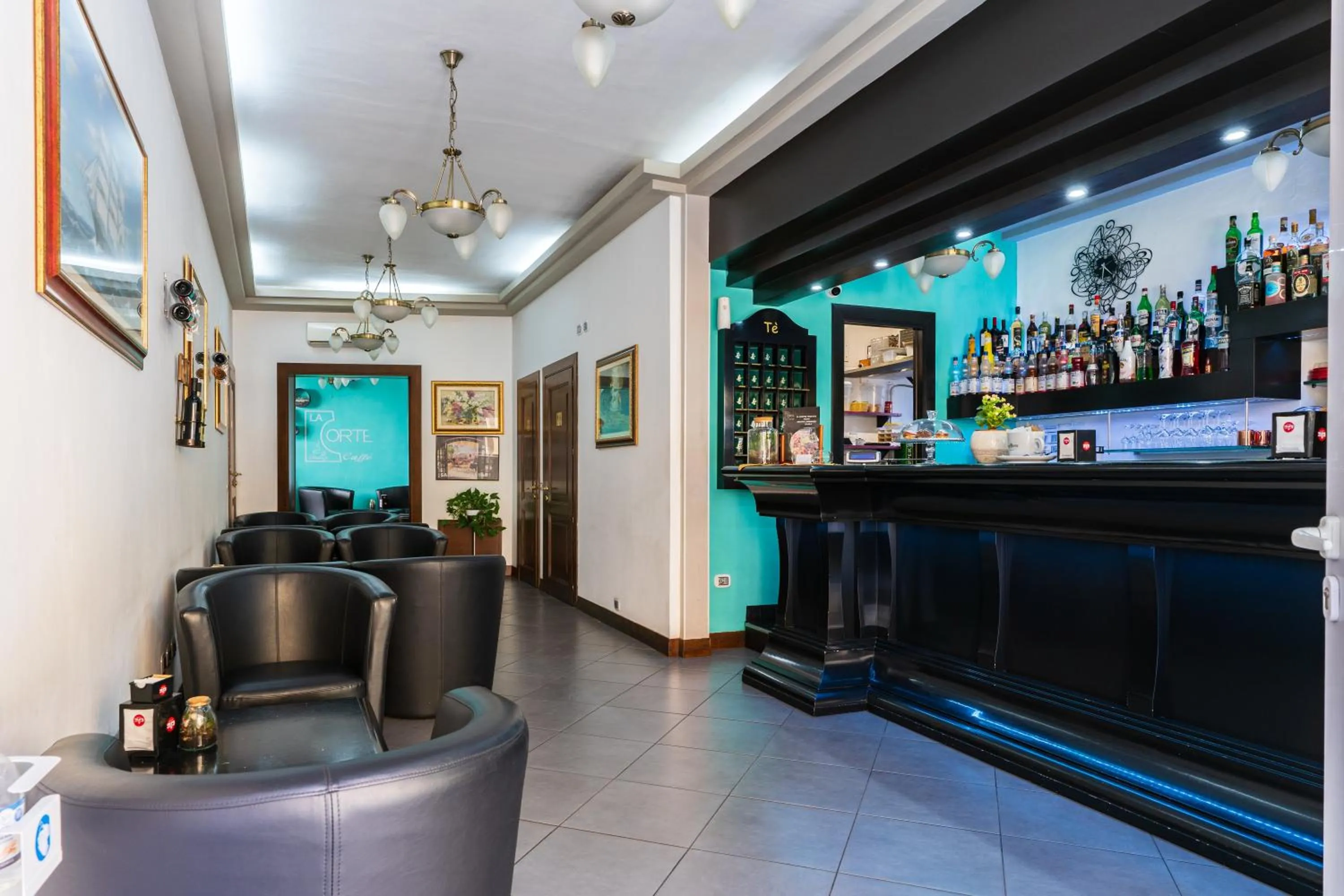 Restaurant/places to eat in Albergo Residenziale La Corte