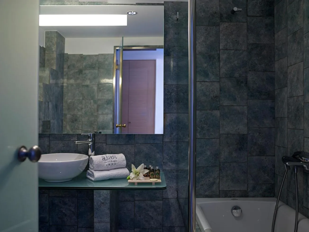 Bathroom in Alas Resort & Spa