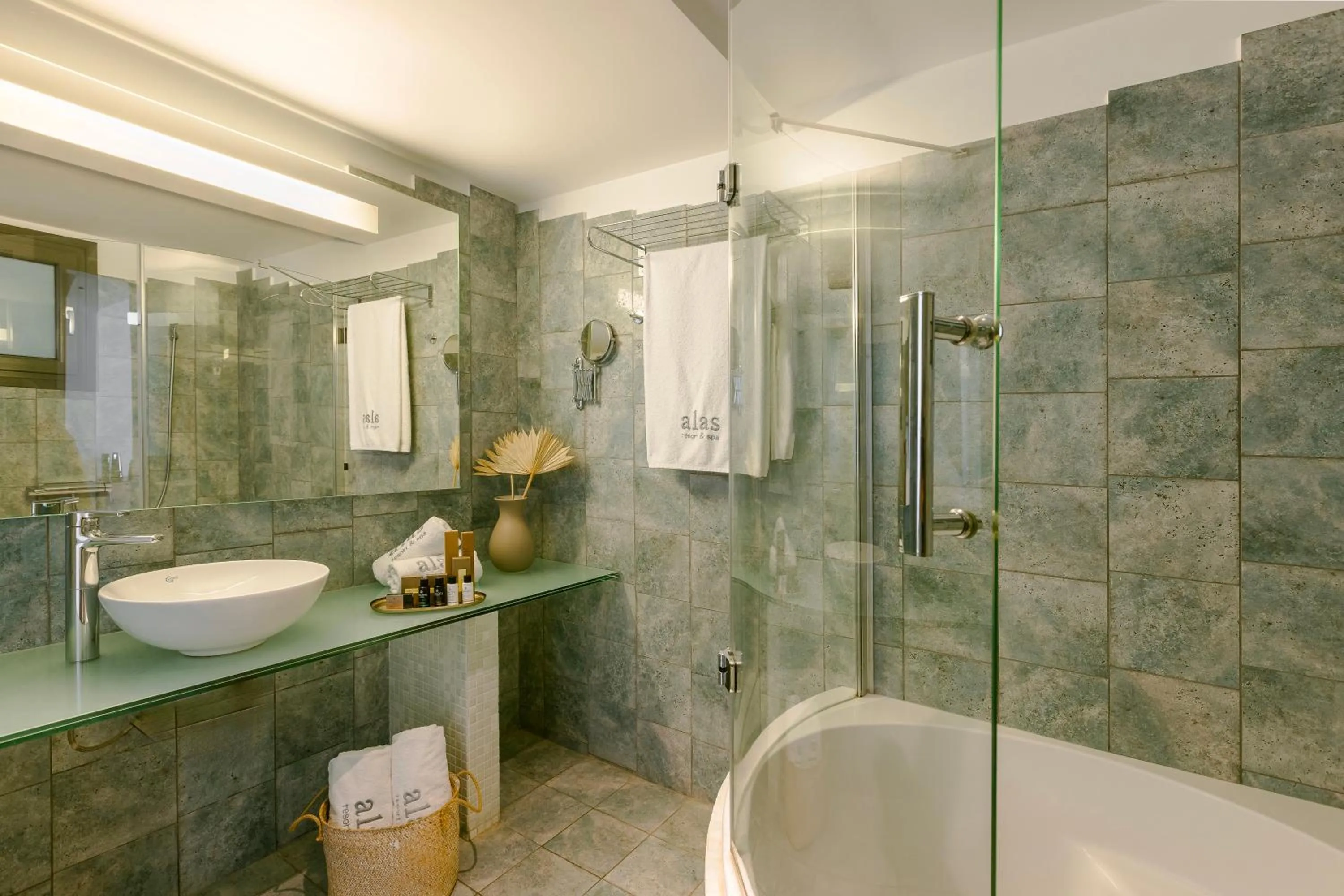 Bathroom in Alas Resort & Spa