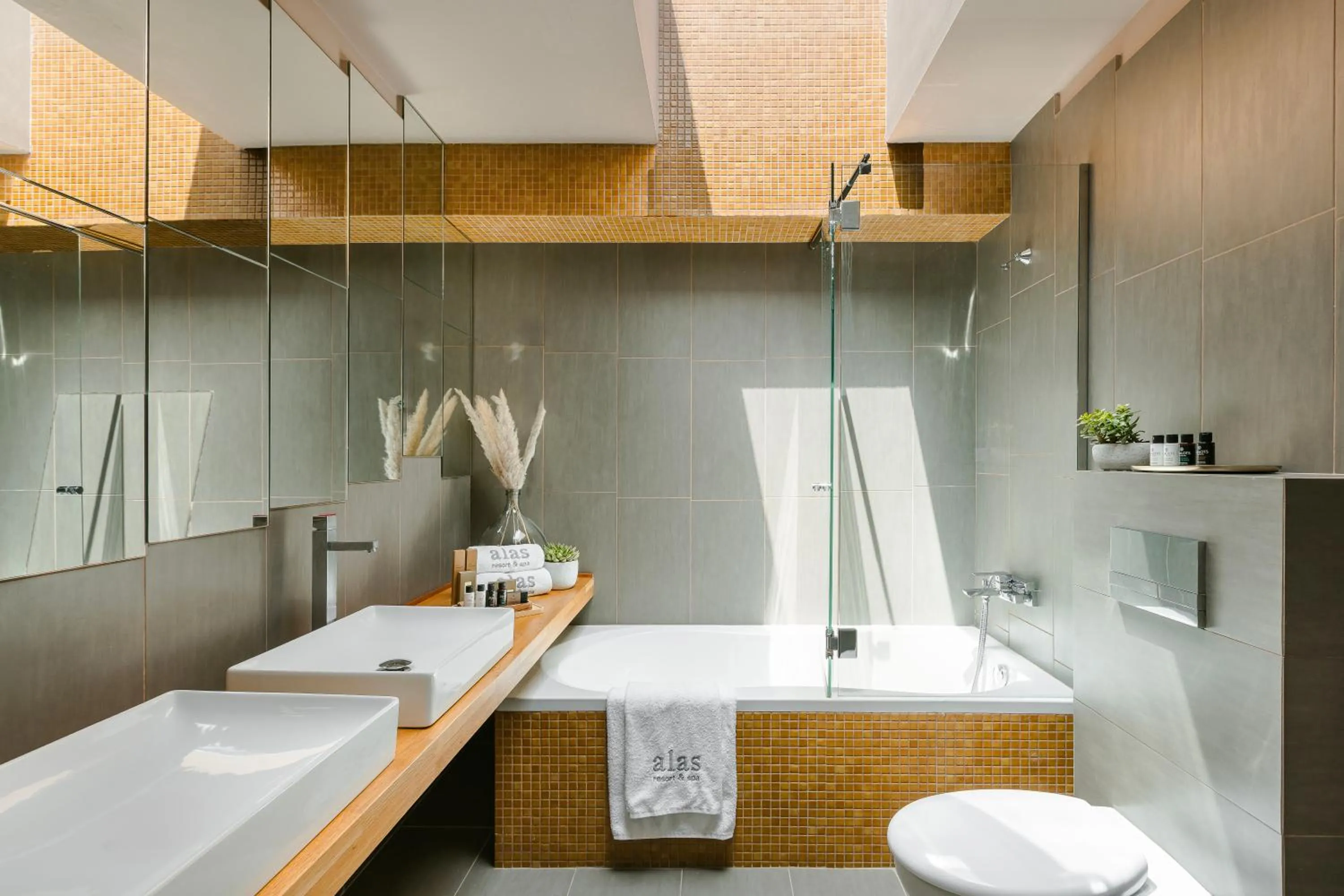 Bathroom in Alas Resort & Spa