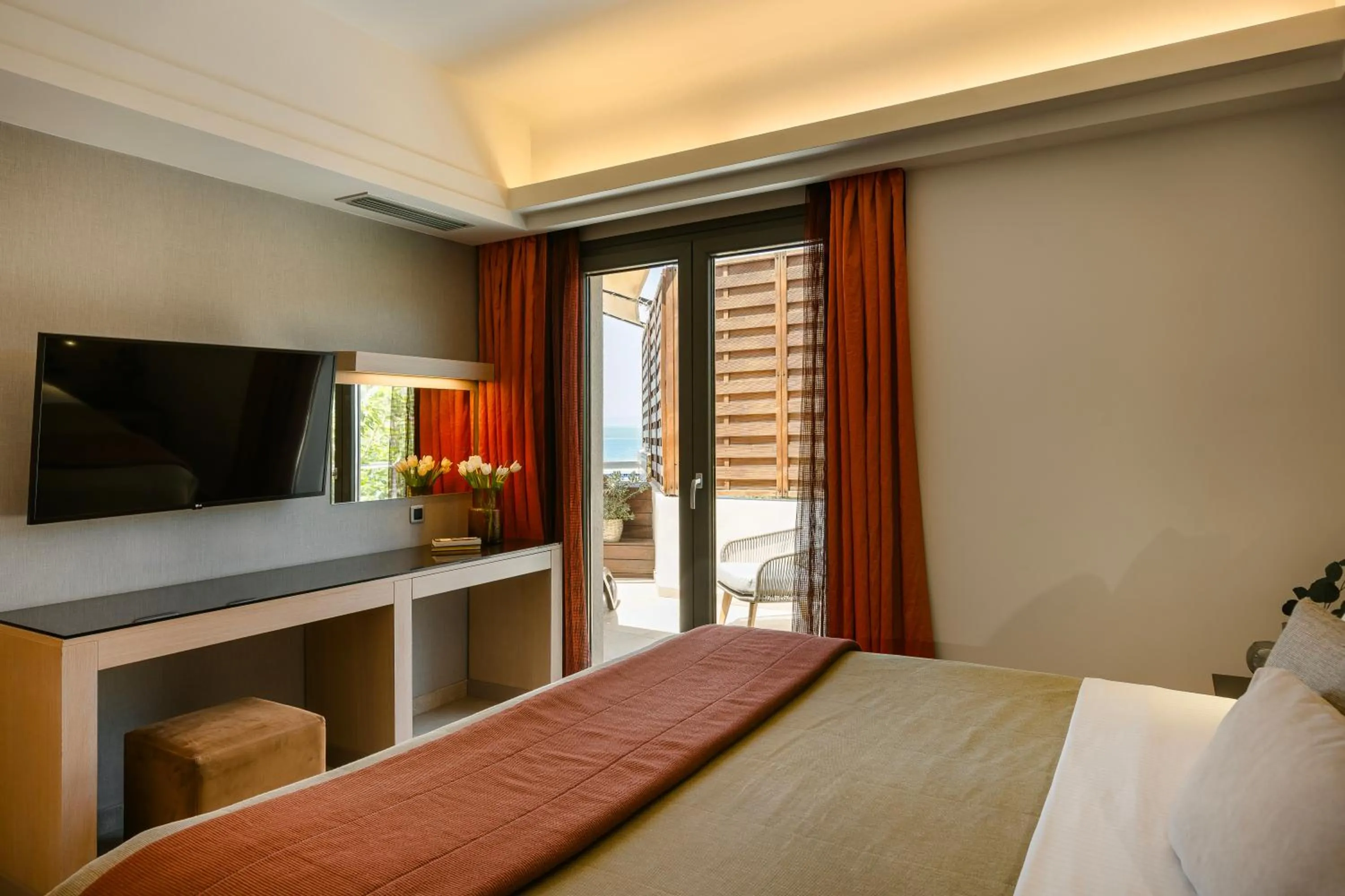 Bedroom, Bed in Alas Resort & Spa