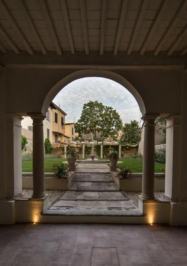 Garden in LUCUS Exclusive Bed and Breakfast