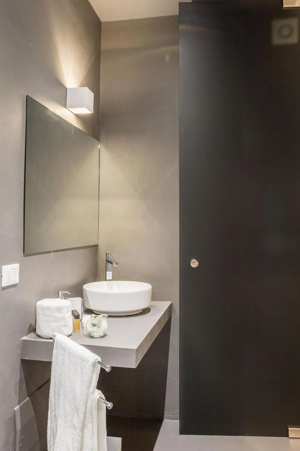 Bathroom in LUCUS Exclusive Bed and Breakfast