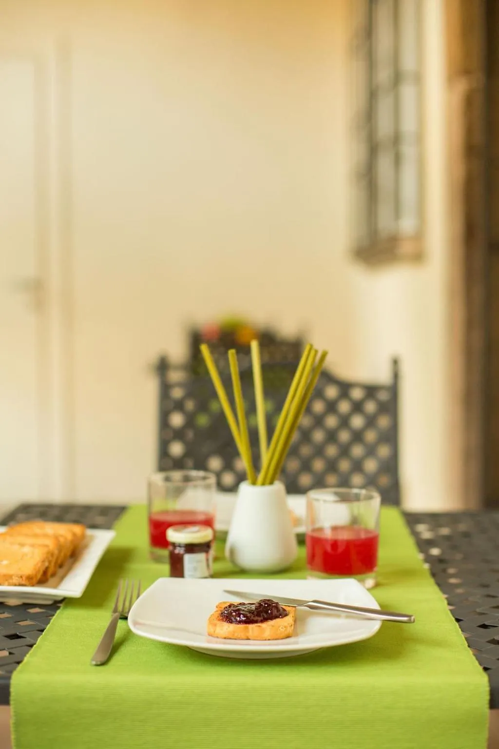 Food and drinks in LUCUS Exclusive Bed and Breakfast