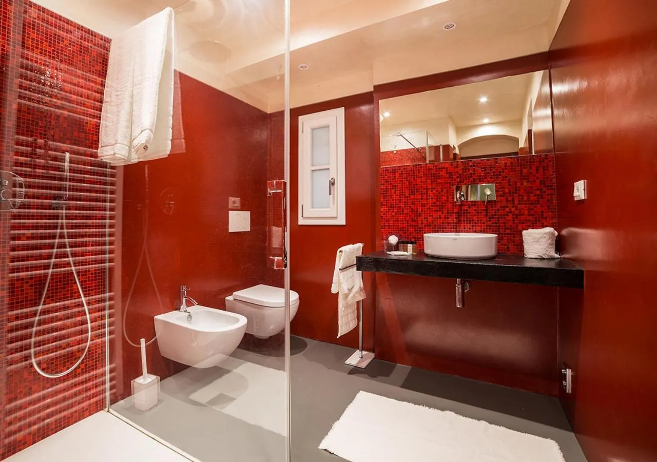 Bathroom in LUCUS Exclusive Bed and Breakfast