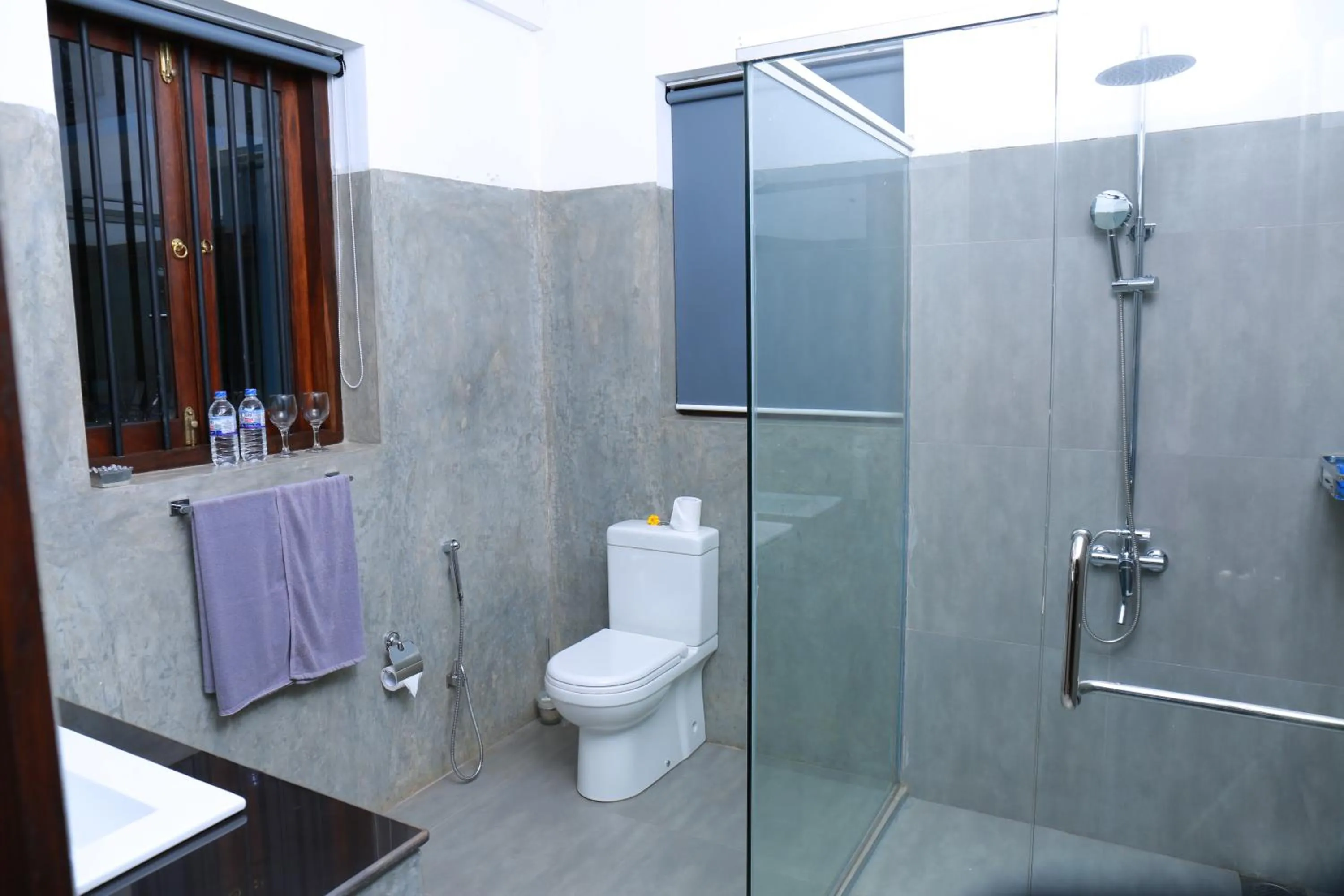 Shower in Green Residencies