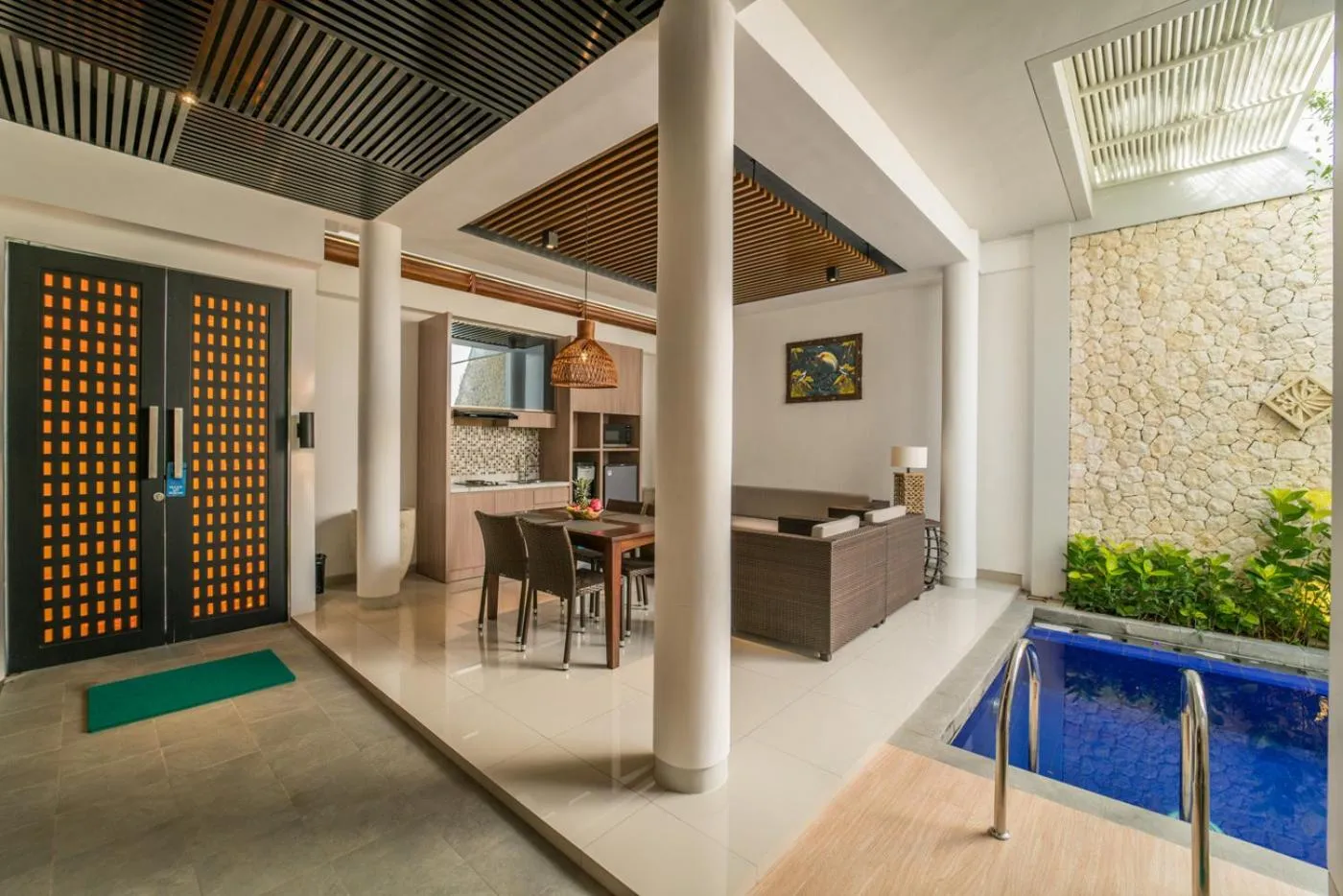 TV and multimedia in Ola Villas at Uluwatu Pecatu