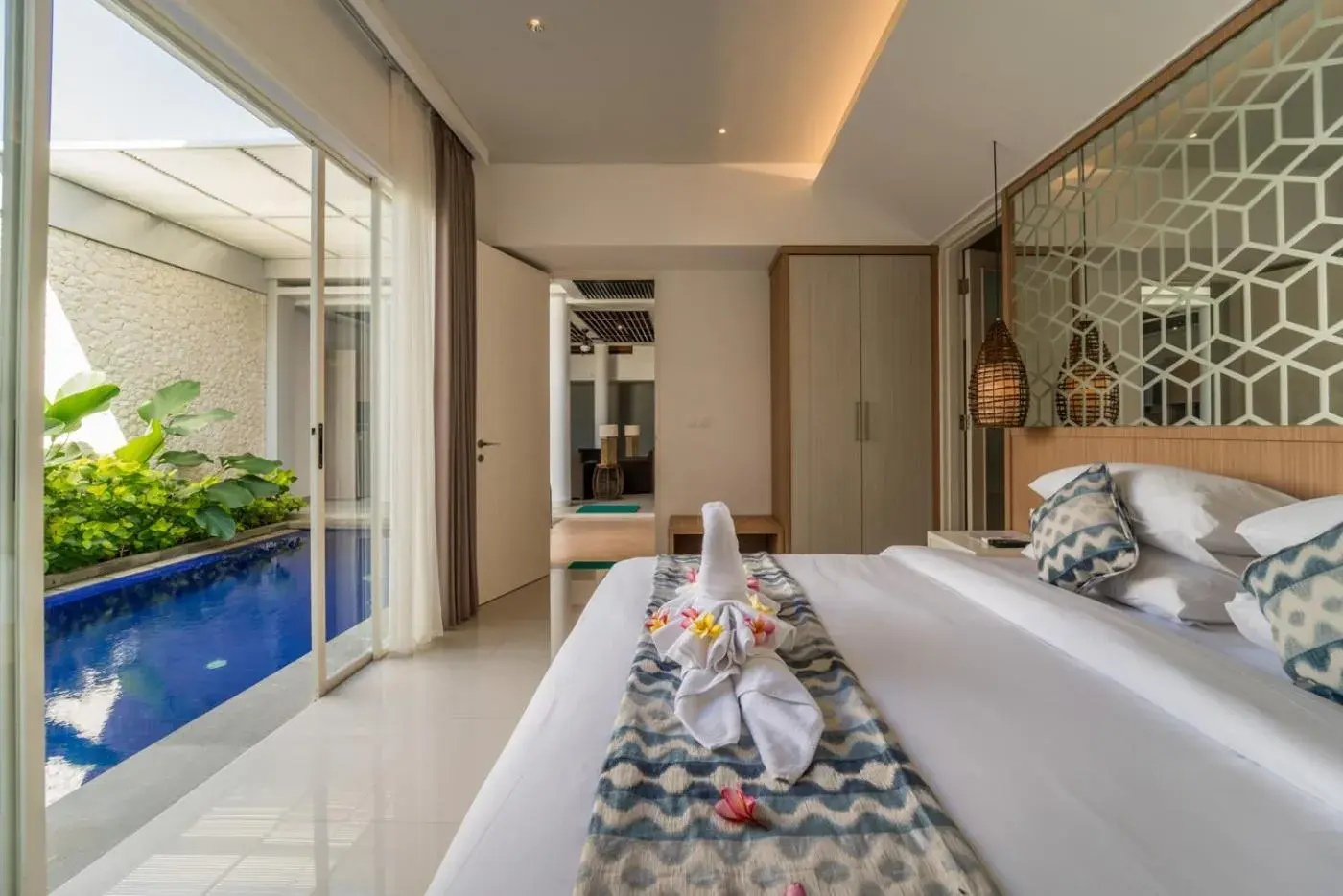 TV and multimedia, Bed in Ola Villas at Uluwatu Pecatu TV and multimedia, Bed in Ola Villas at Uluwatu Pecatu