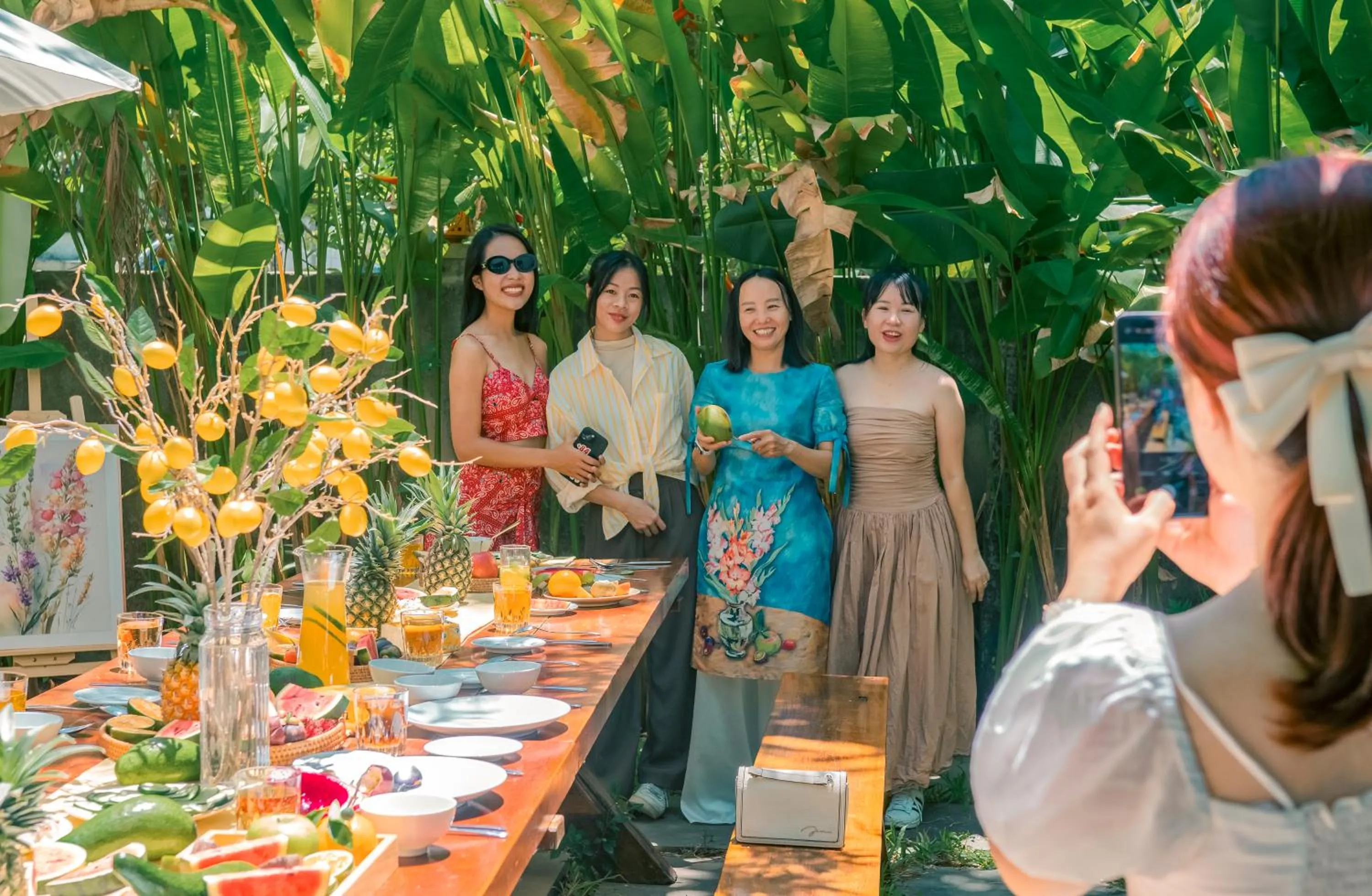 group of guests in Chieu Ha Village Riverside - Hoi An