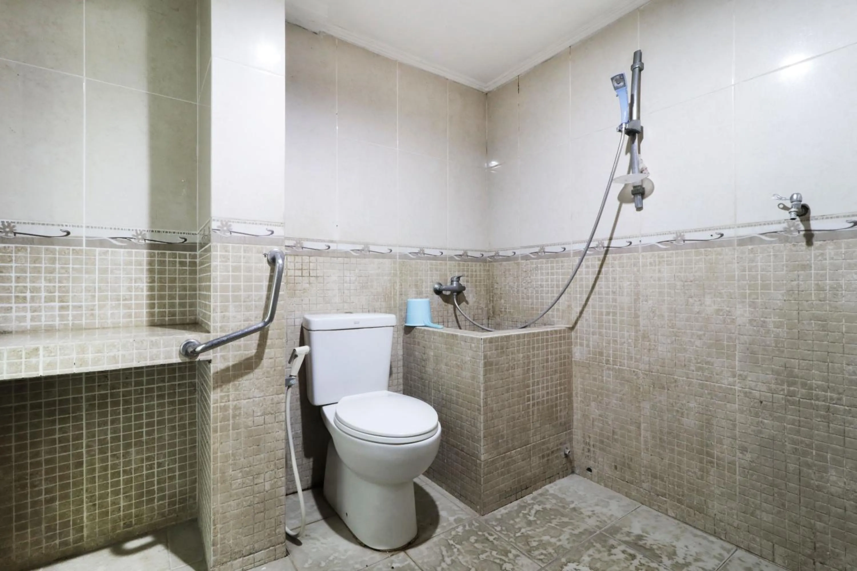 Bathroom in Hotel Alamanda