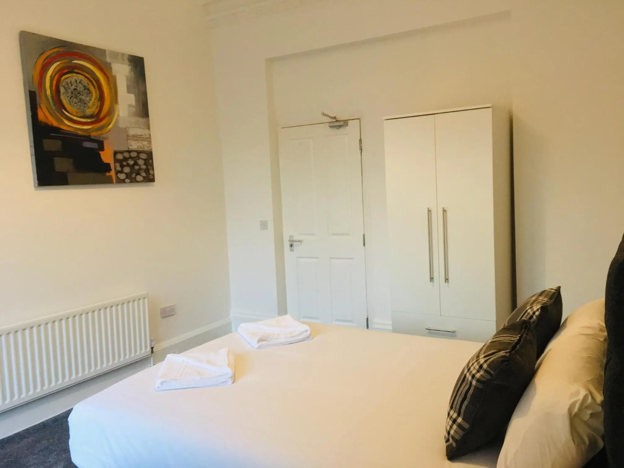 Bedroom, Bed in Callerton House