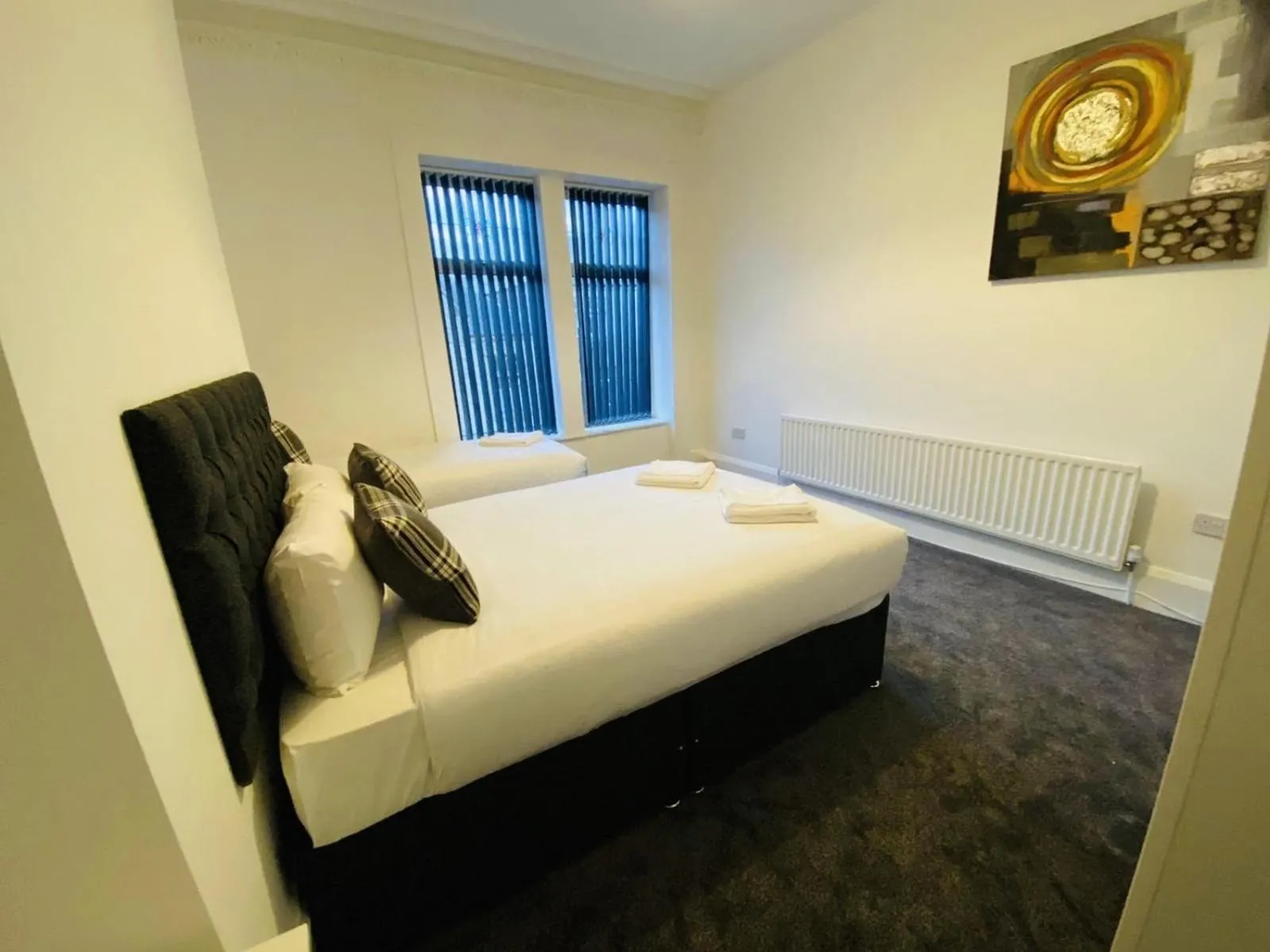 Bedroom, Bed in Callerton House