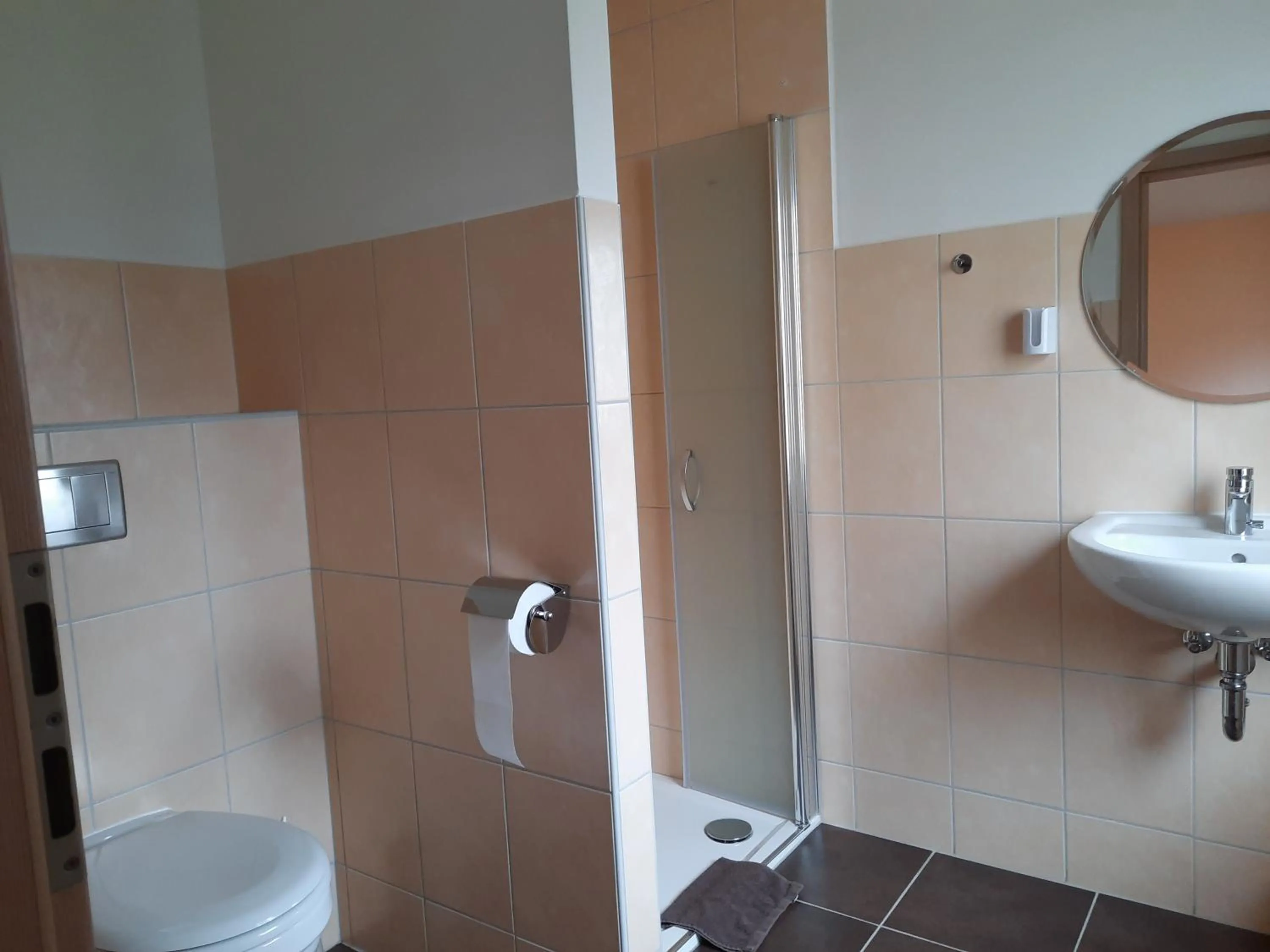 Shower in Hotel Wittenberg-Hotel Garni