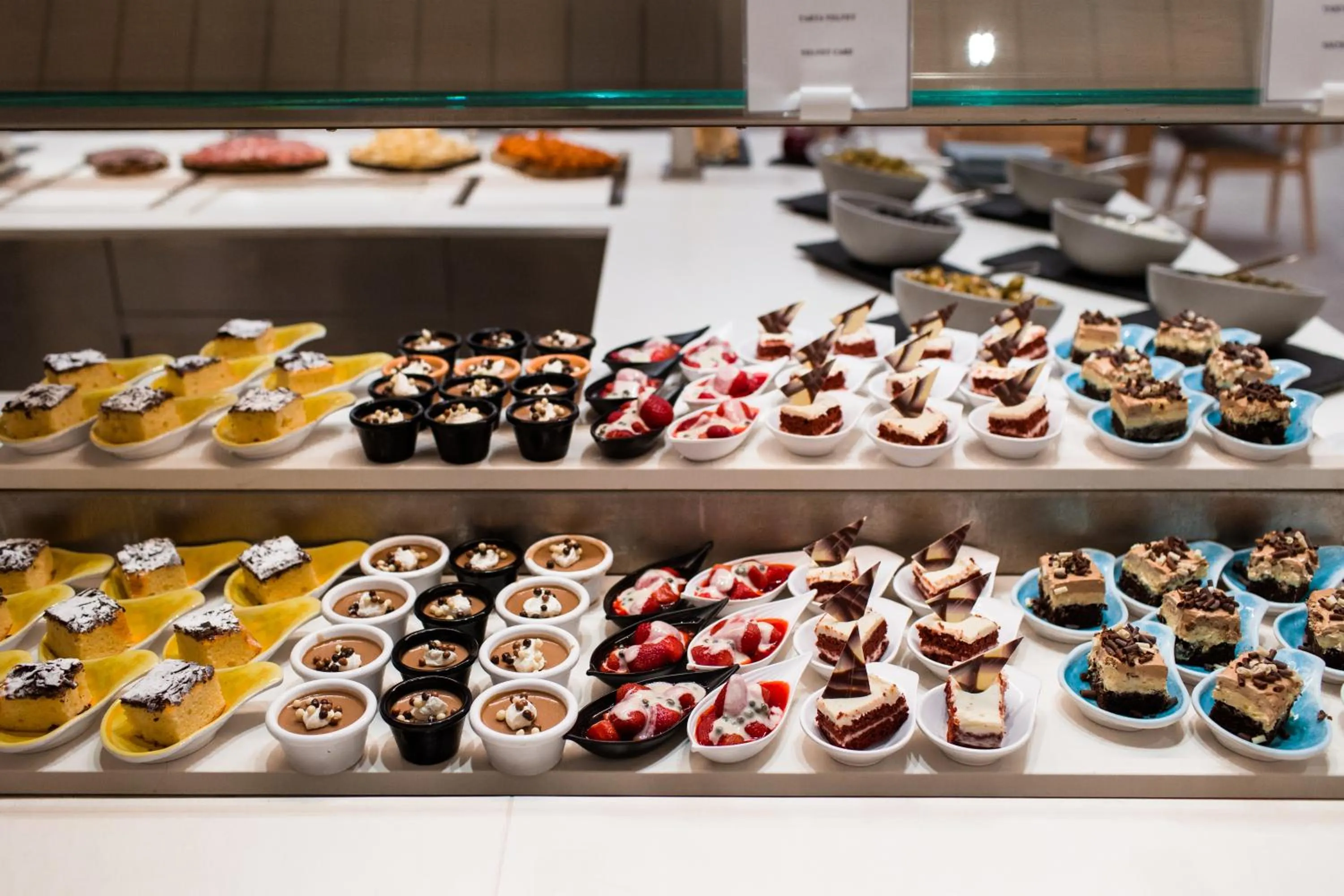 Restaurant/places to eat in Gran Sagitario