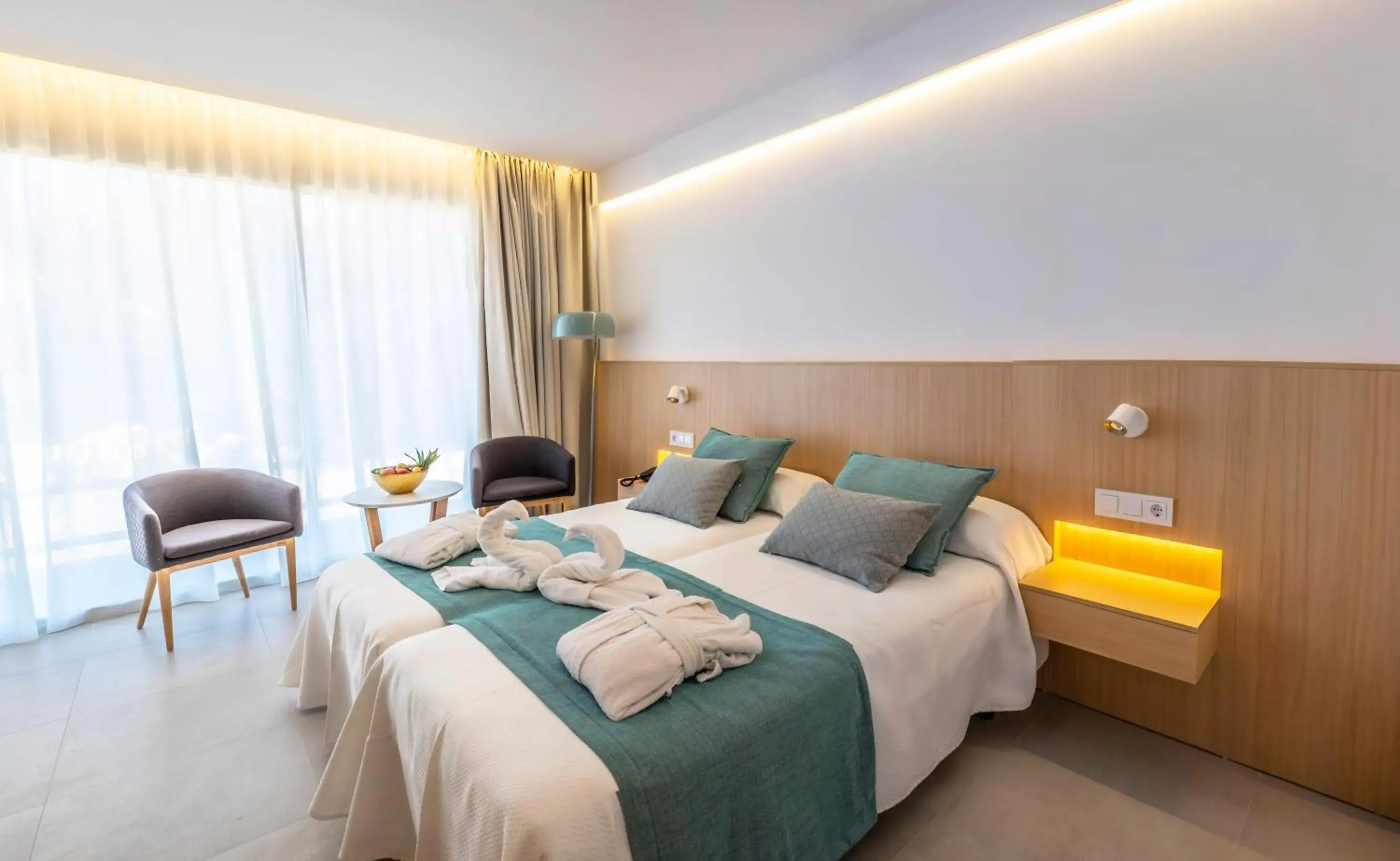 Standard Double or Twin Room in Gran Sagitario Standard Double or Twin Room in Gran Sagitario