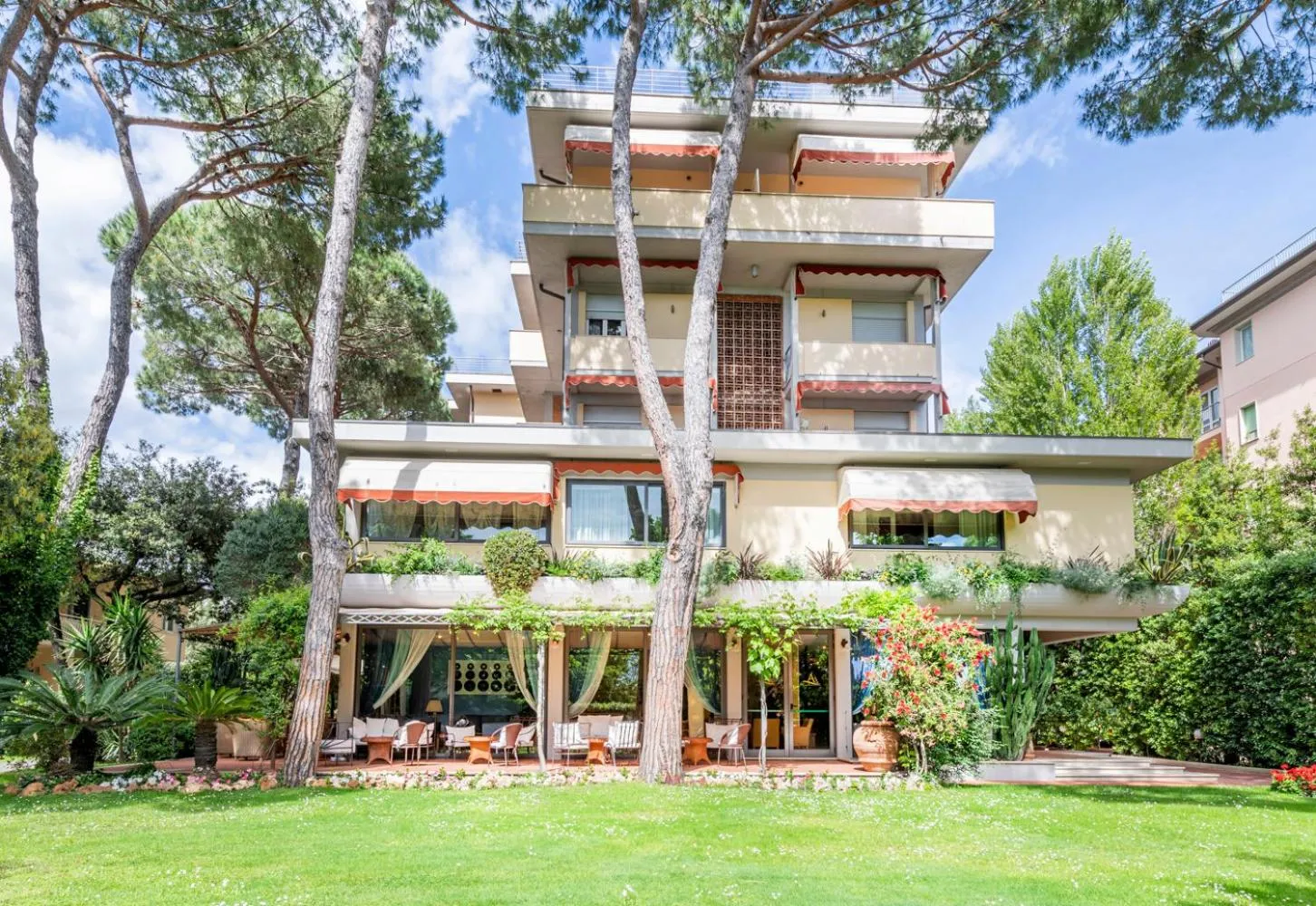 Property building in Hotel Andreaneri