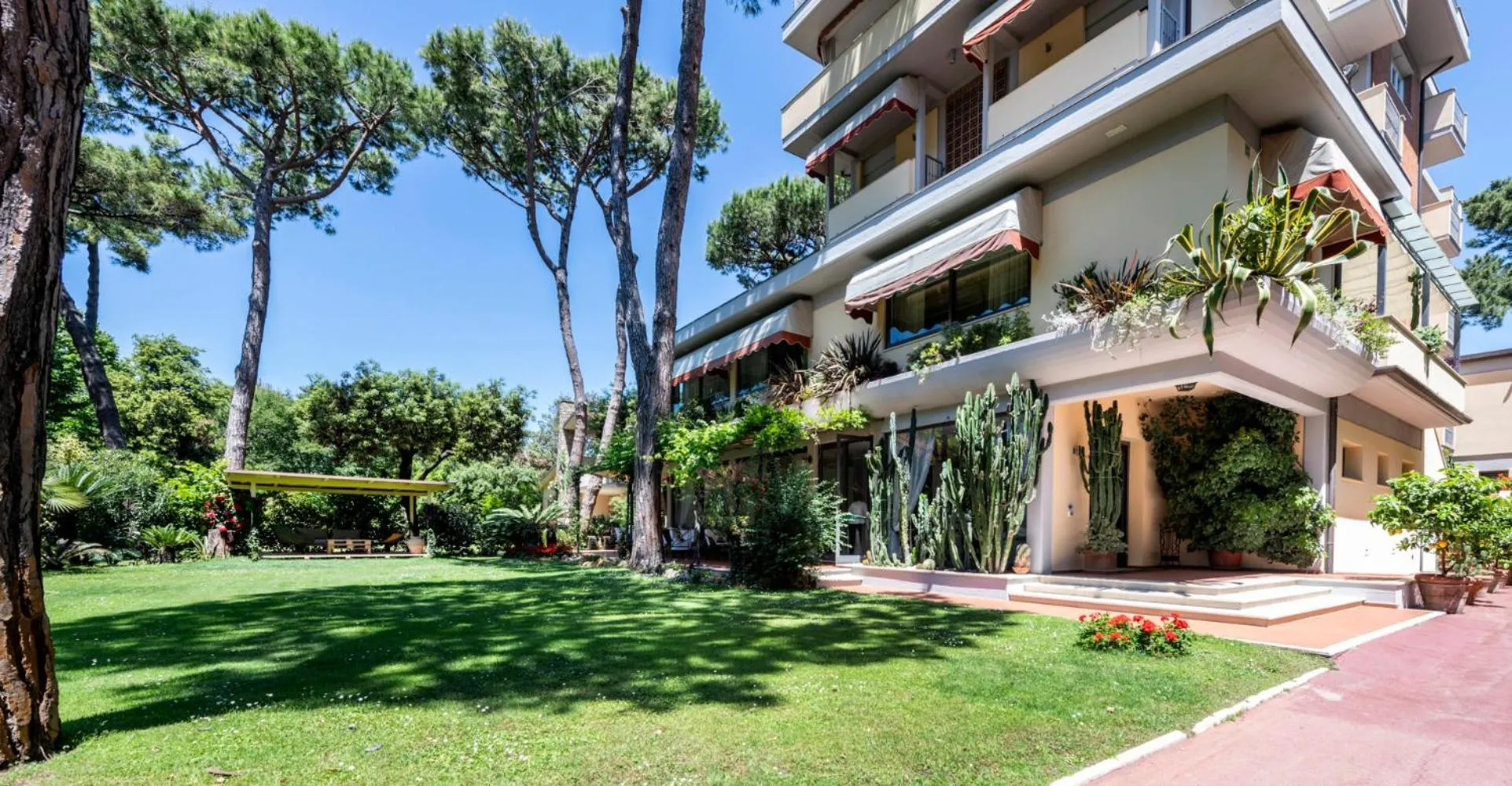 Property building in Hotel Andreaneri