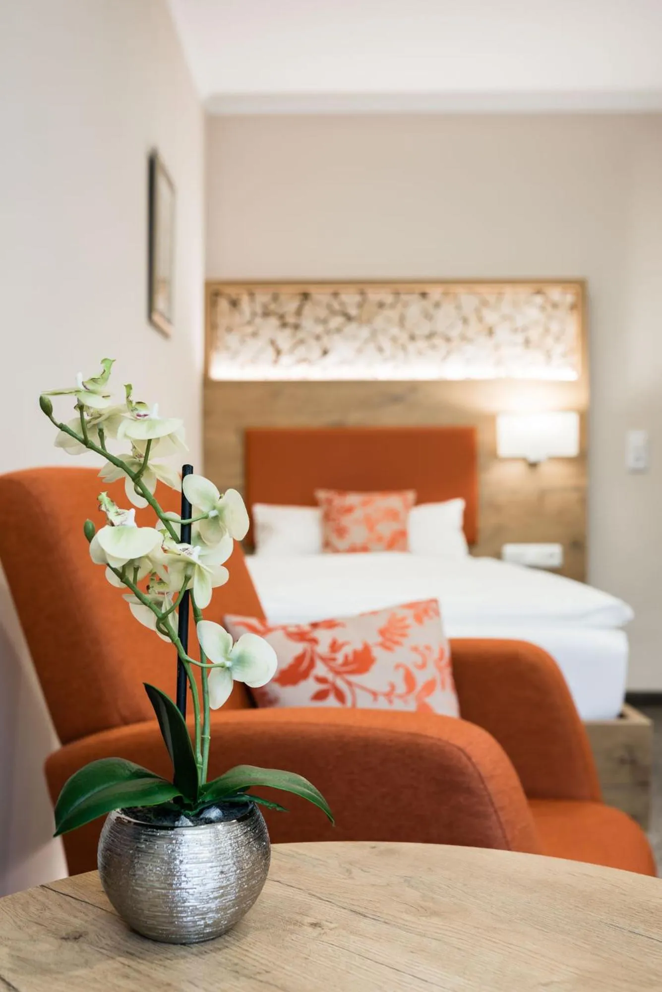 Seating area, Bed in Hotel Pension Fortuna