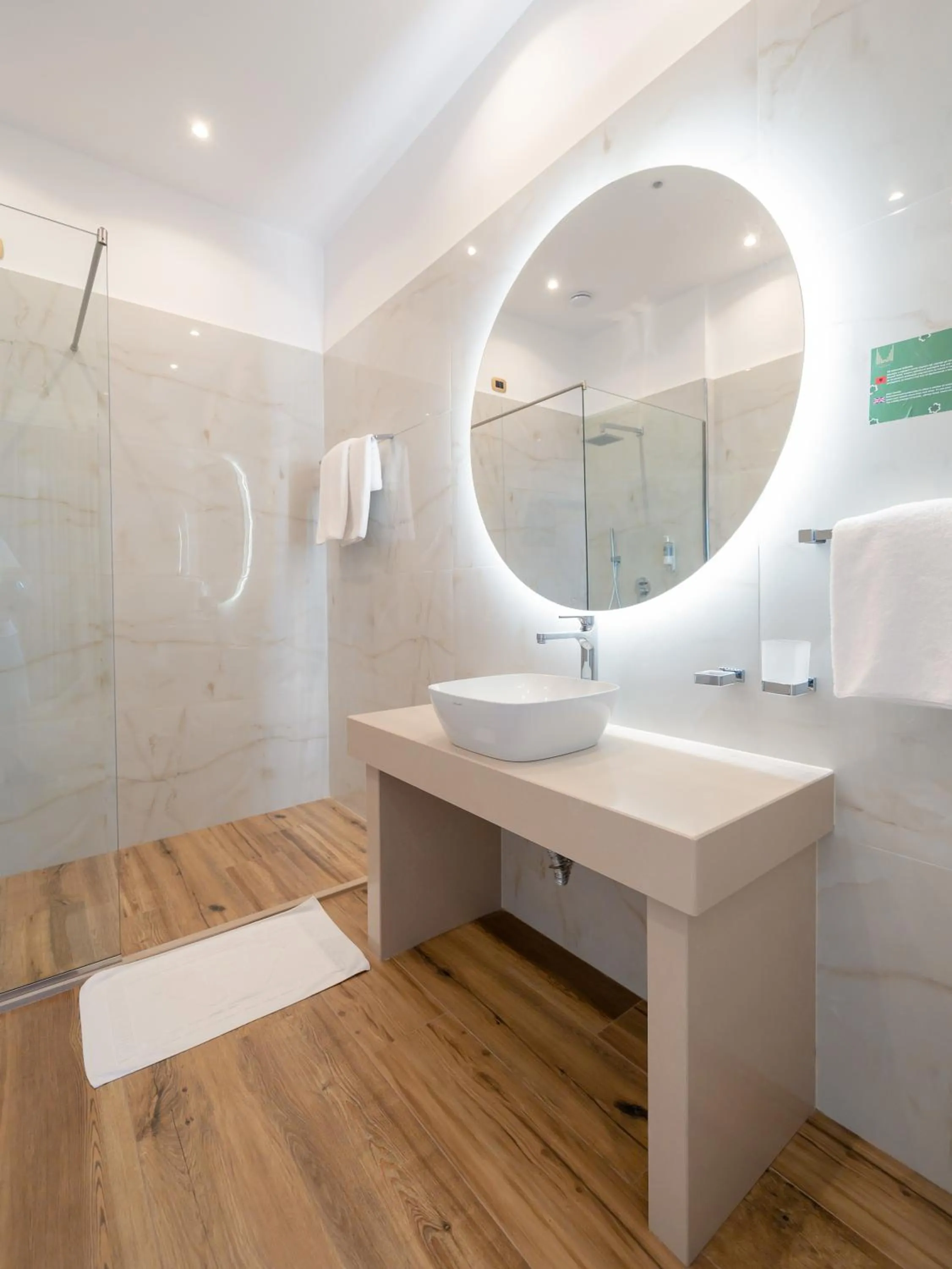 Shower in Gloria Palace Hotel & SPA