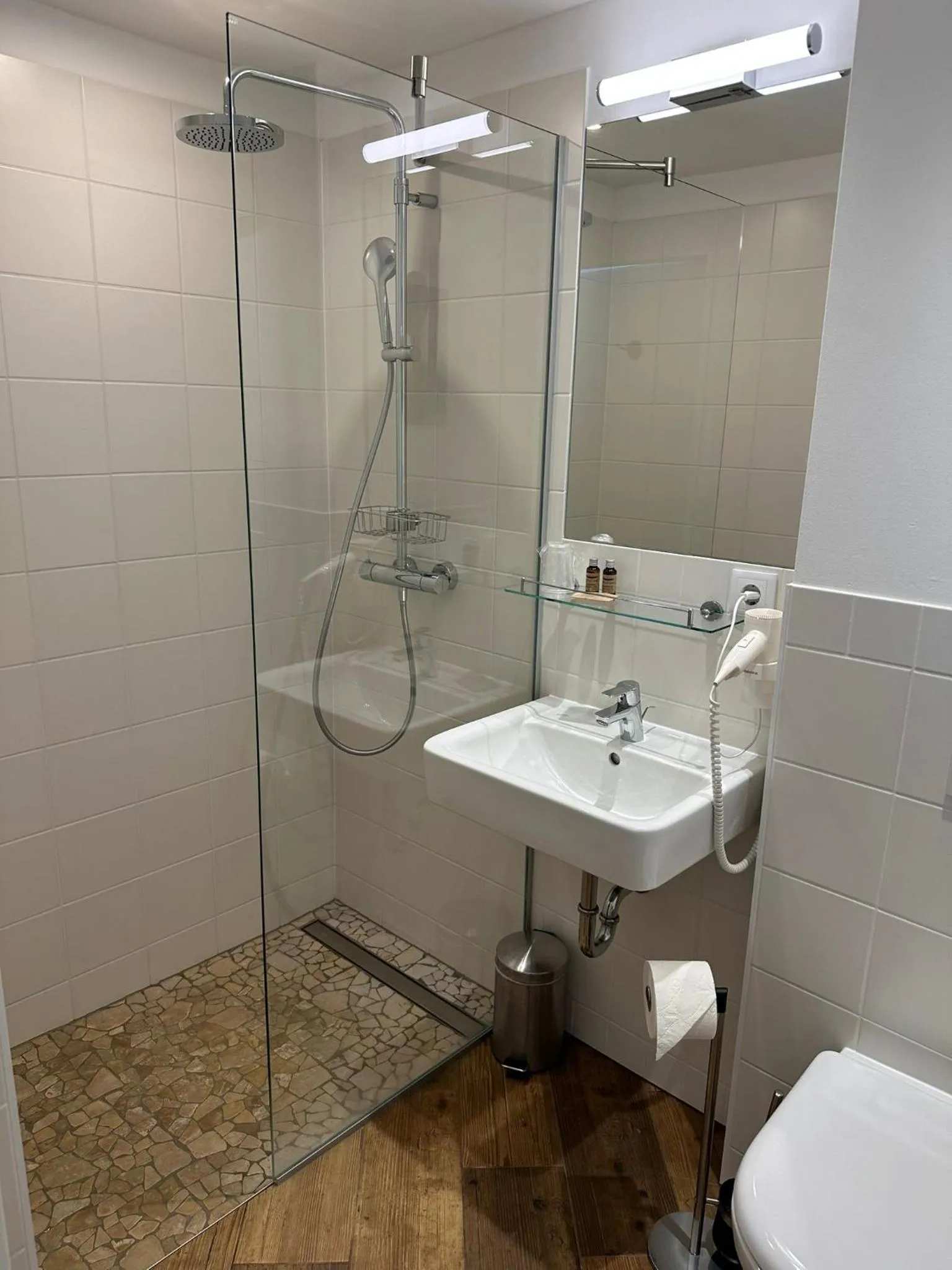 Shower in Versava Apartments