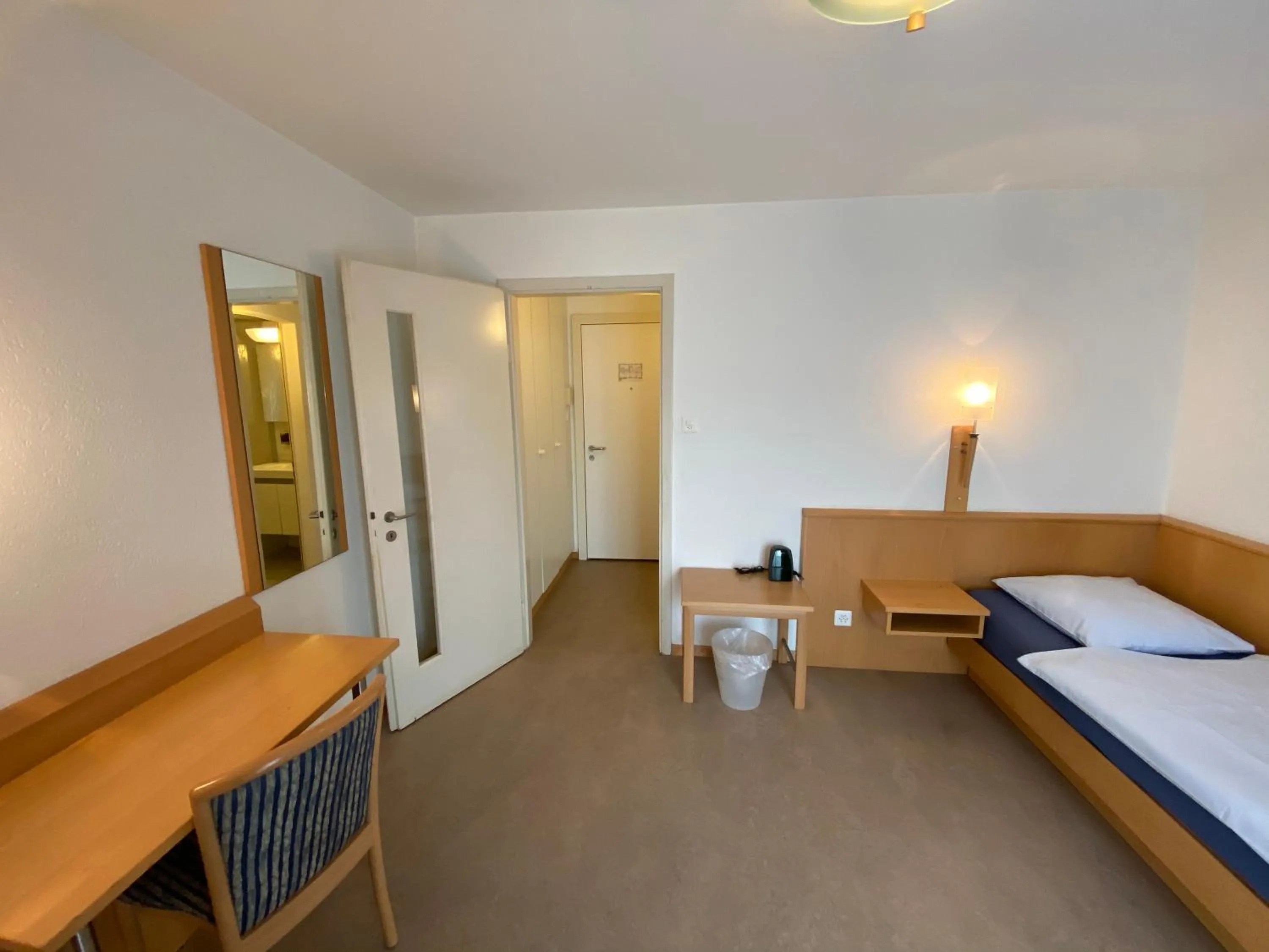 Photo of the whole room in Hotel Bramen