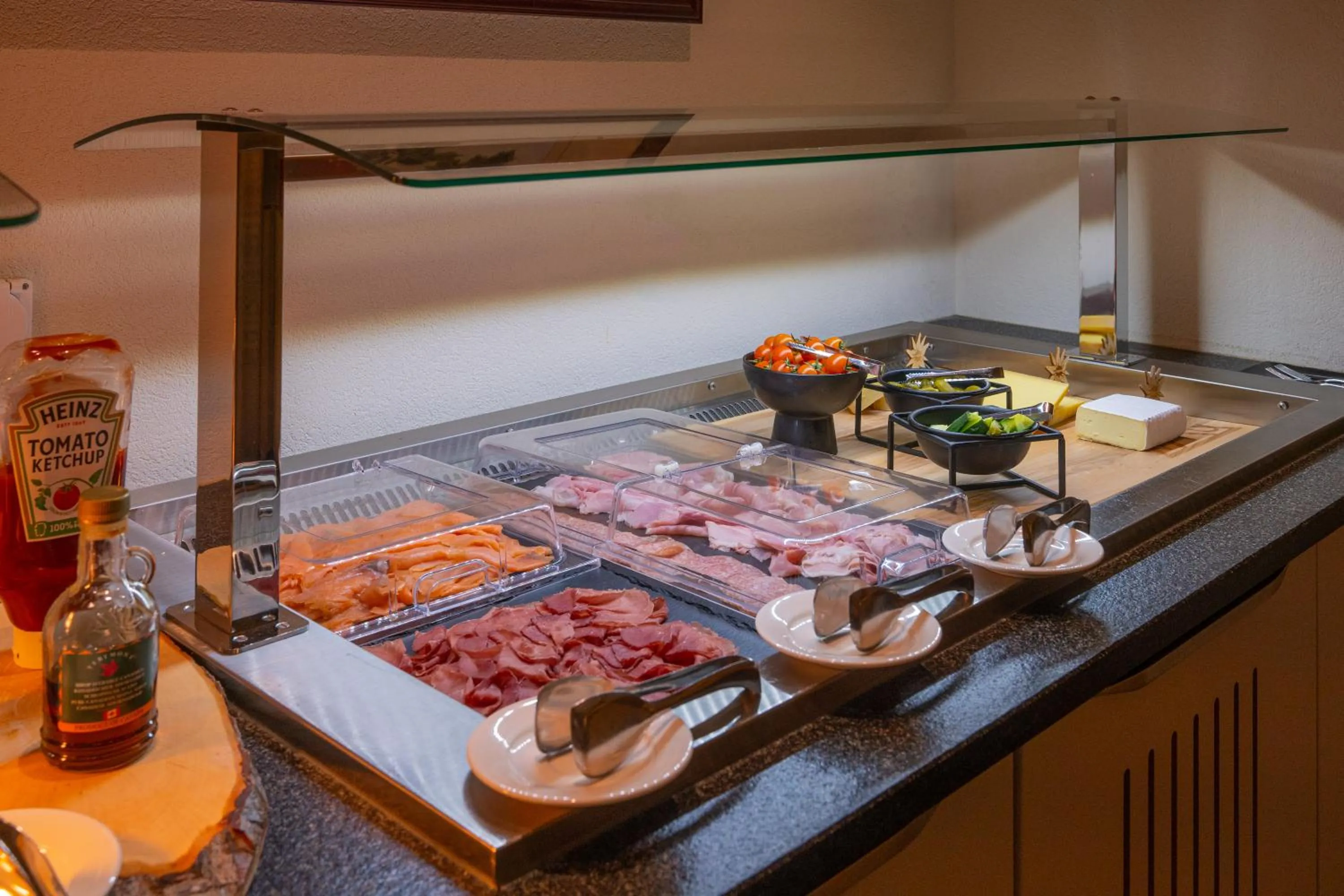 Buffet breakfast in VIU Hotel Villars