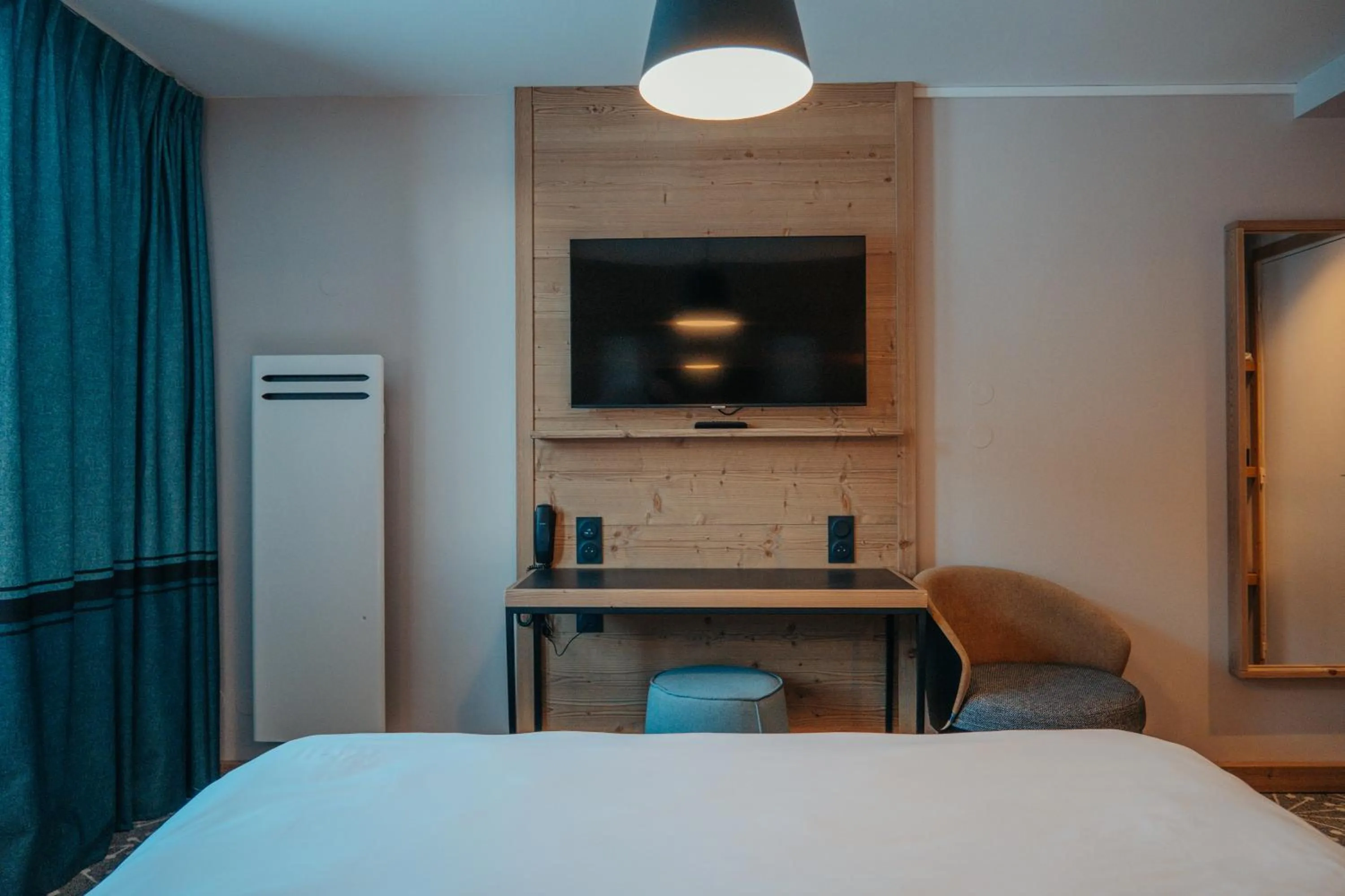 Bed in Hôtel L'Eden des Cimes - Vacances Bleues - Belle Plagne 2100