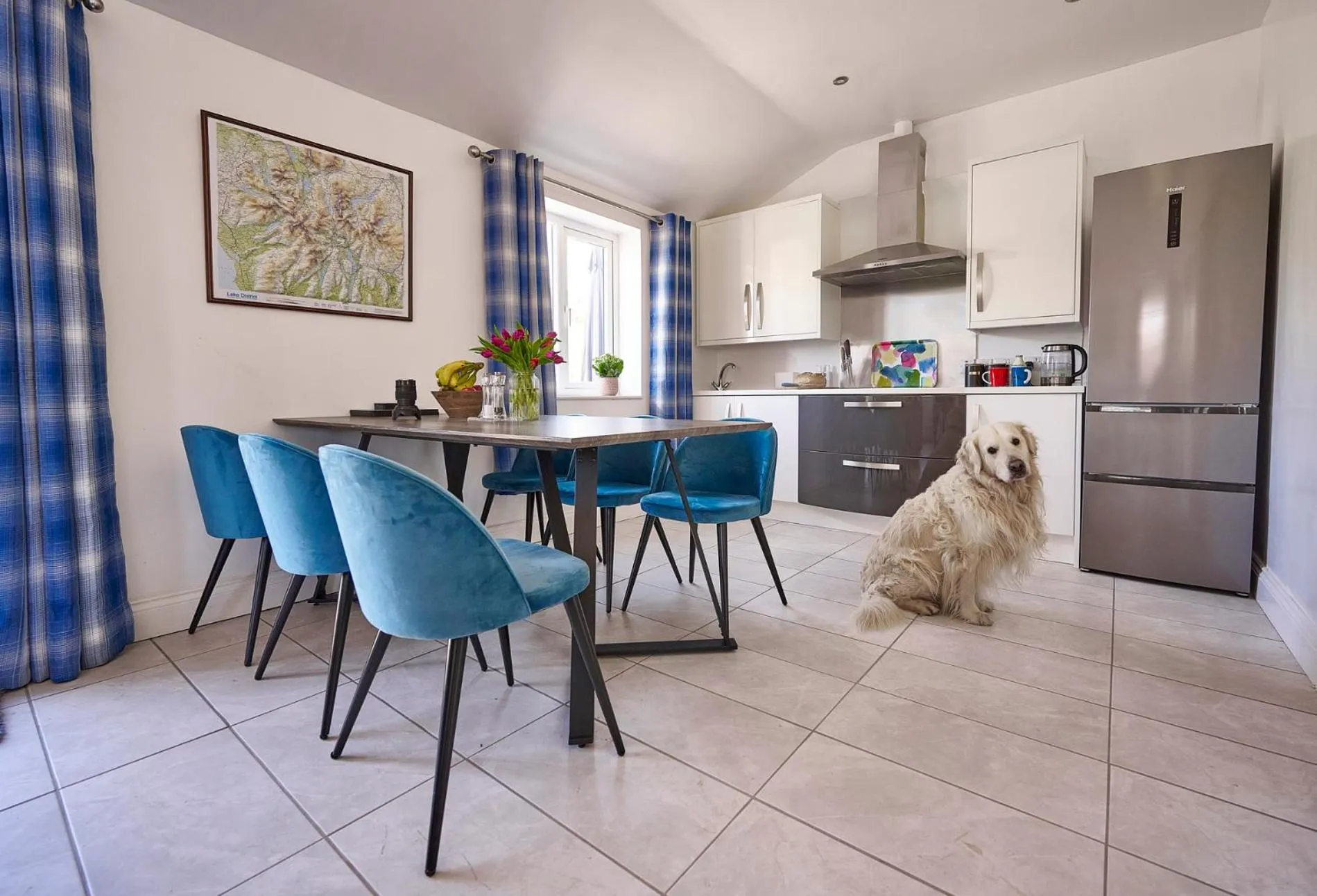 Kitchen or kitchenette in Newlands Farm Stables