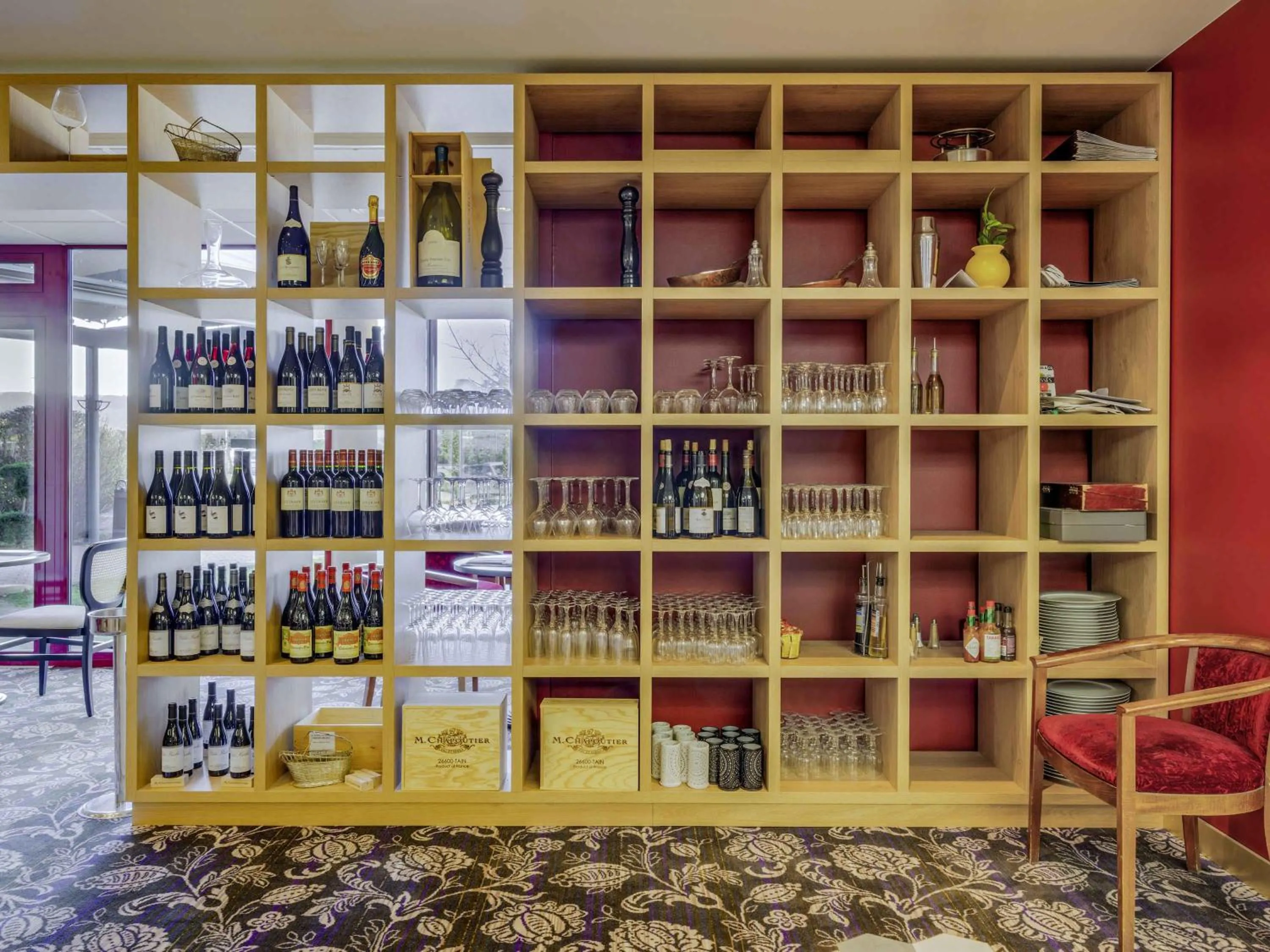 Restaurant/places to eat in Mercure Lyon Est Villefontaine