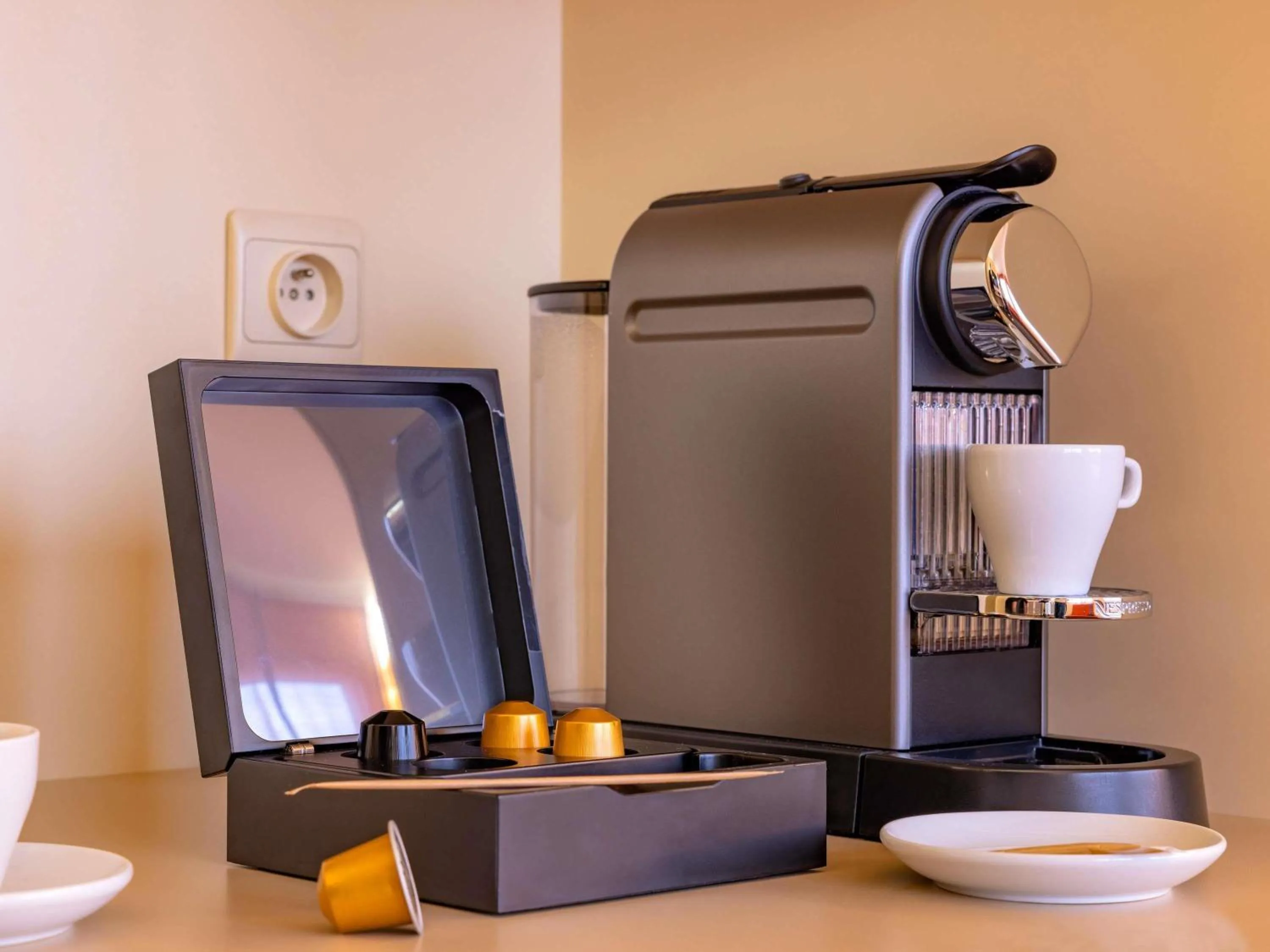Bedroom in Mercure Lyon Est Villefontaine