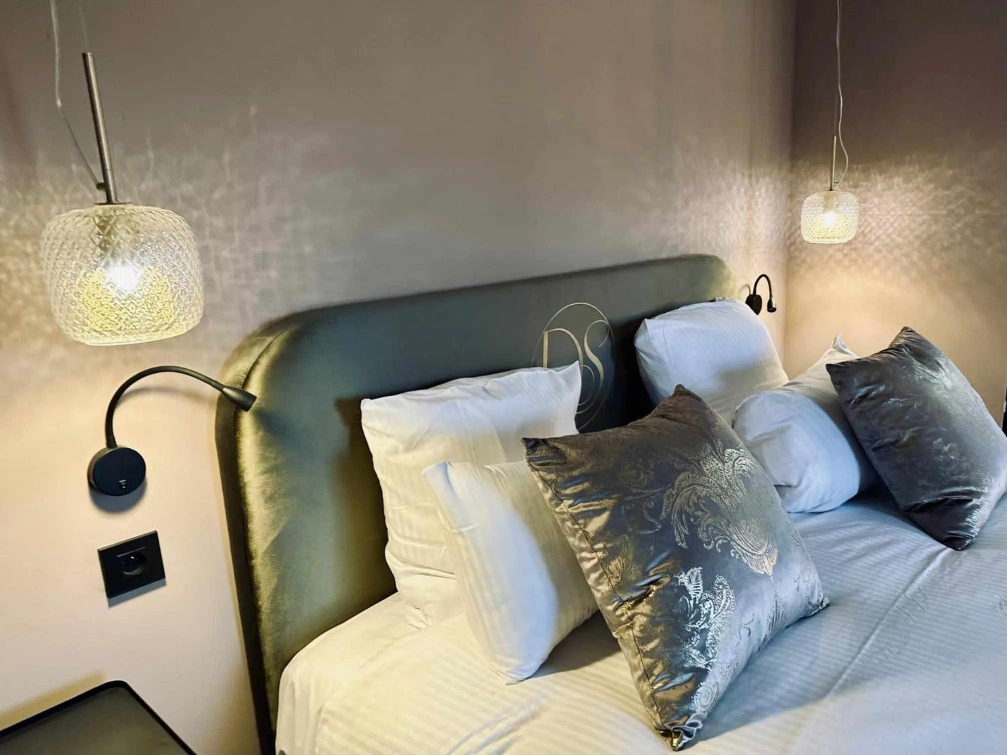 Bedroom, Bed in Les Villas du Domaine de Suzel