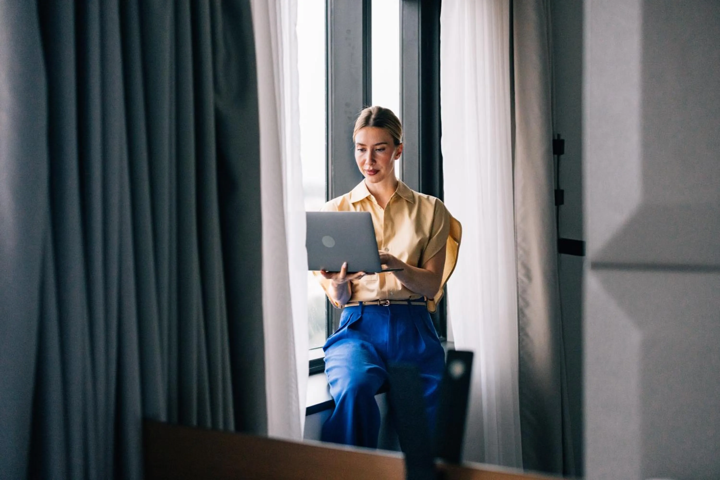 People in Hotel Mona Plaza