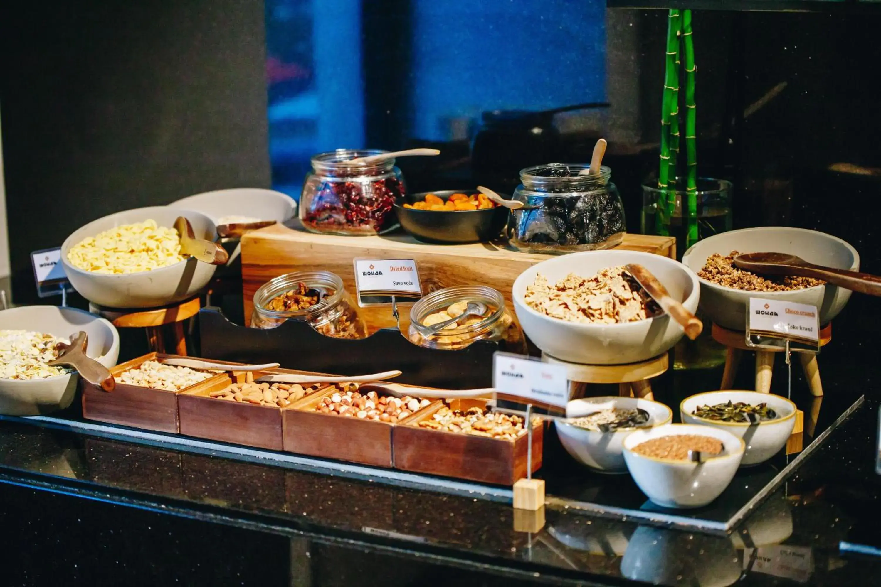 Food and drinks in Hotel Mona Plaza Food and drinks in Hotel Mona Plaza