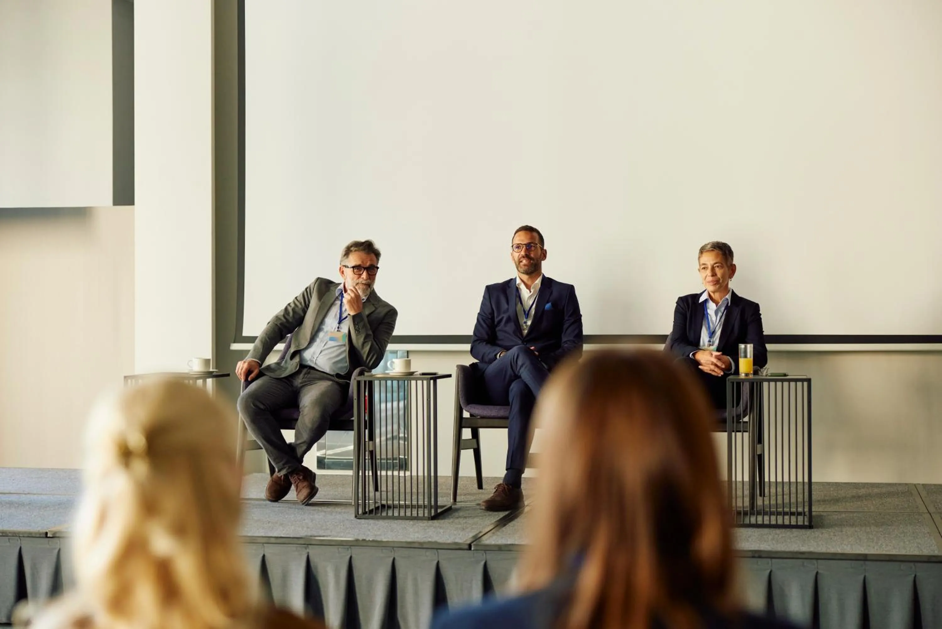 People in Hotel Mona Plaza