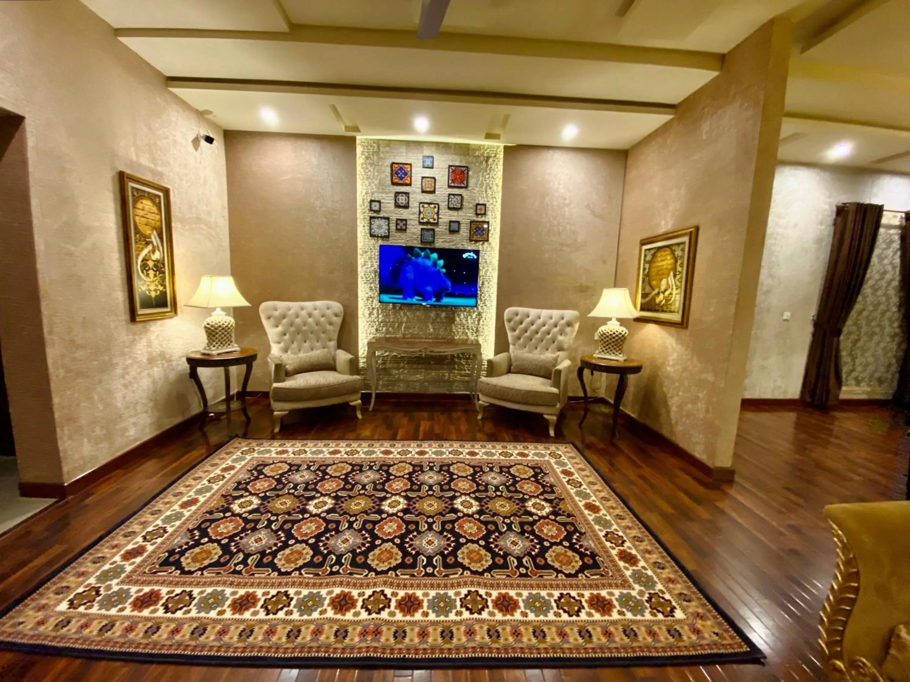 Property building in Shelton’s Rezidor Lahore